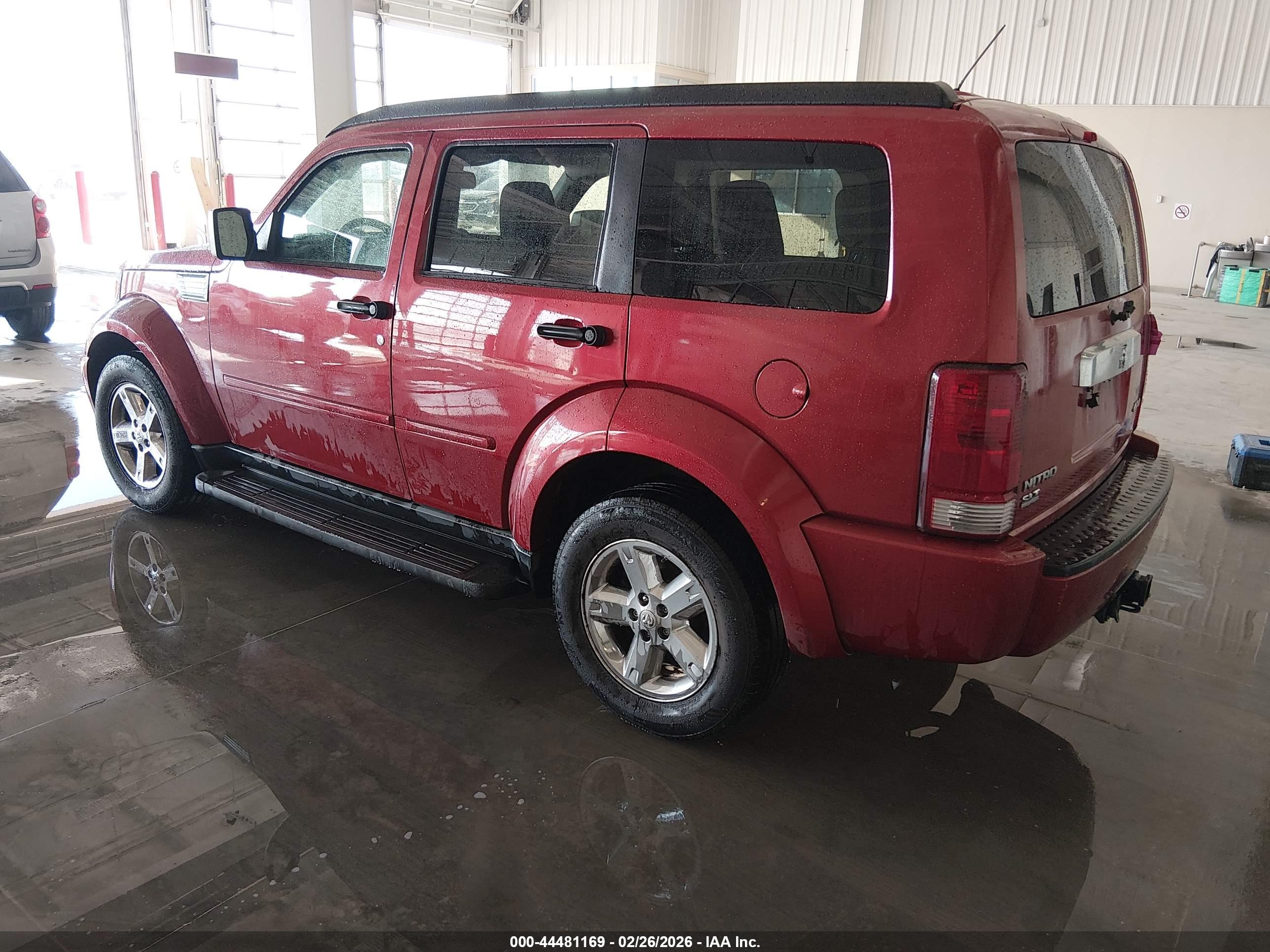 DODGE NITRO image 3