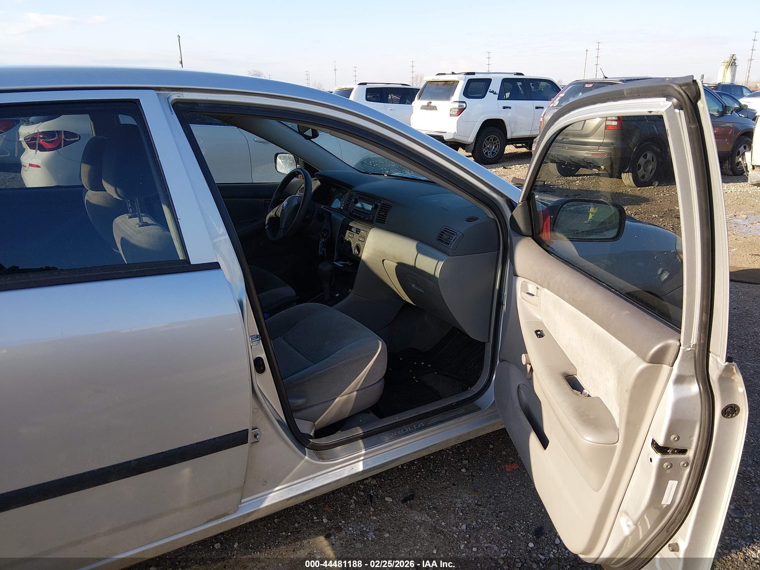 TOYOTA COROLLA image 5