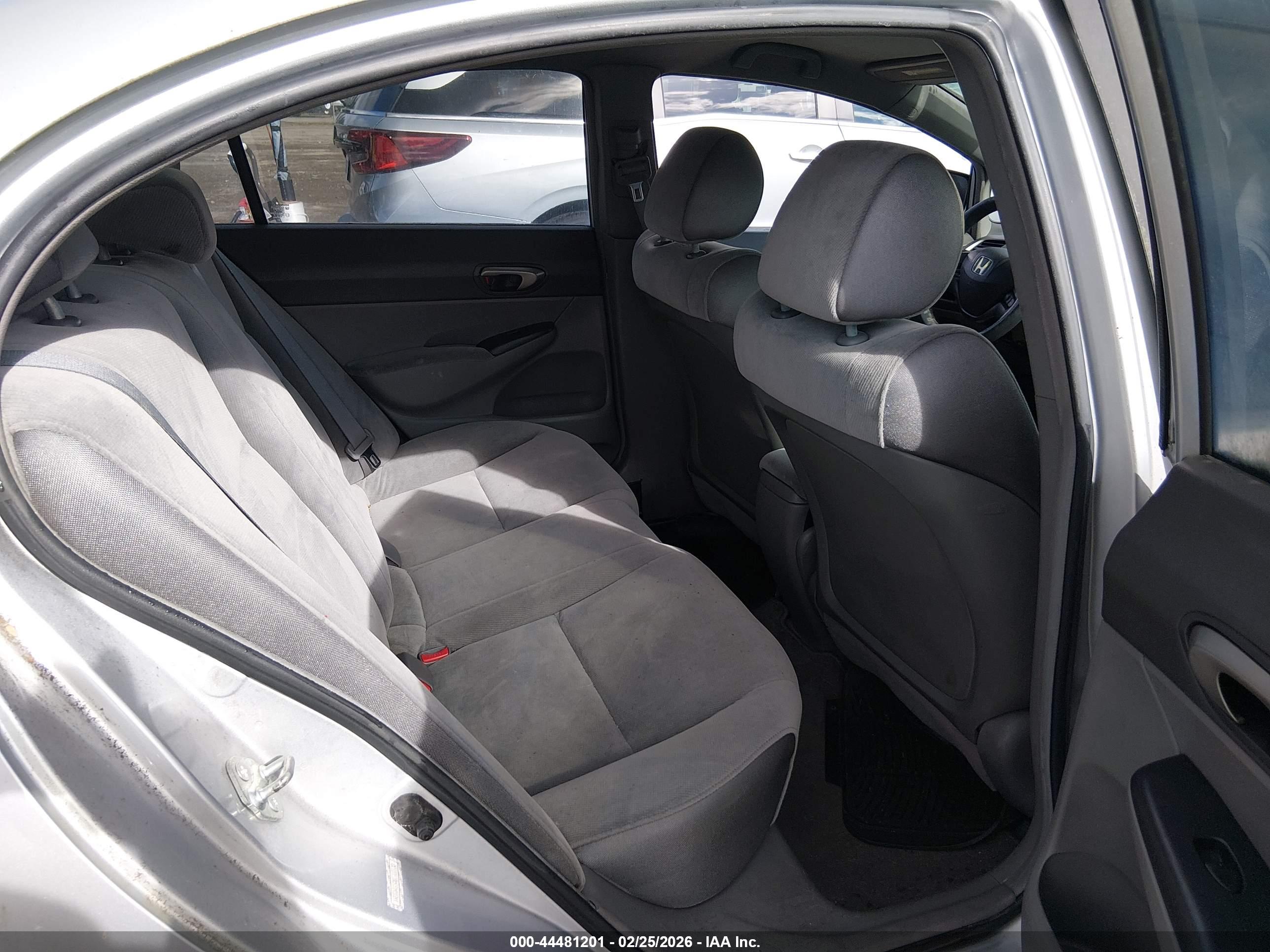 HONDA CIVIC image 8