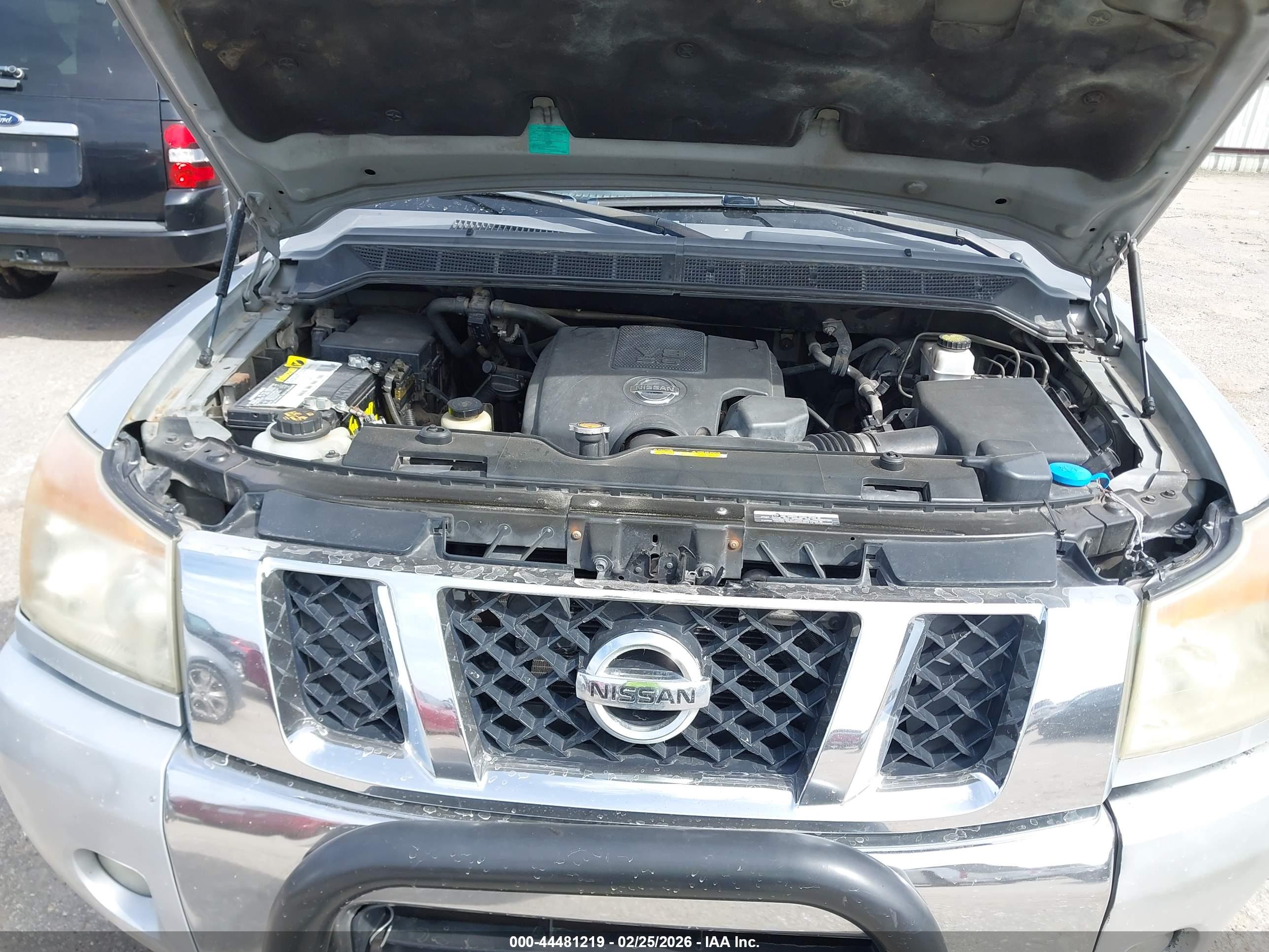 NISSAN TITAN image 10