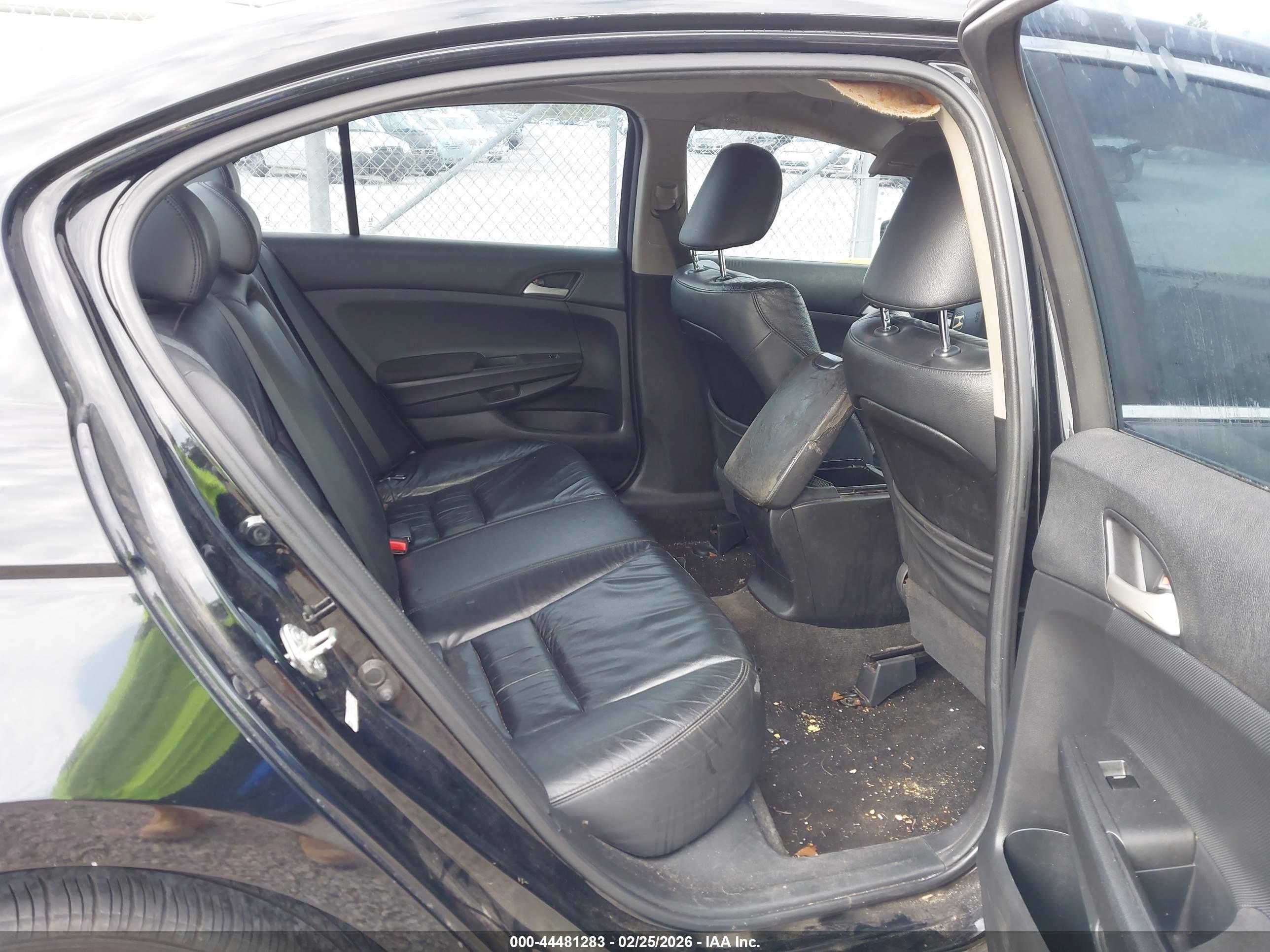 HONDA ACCORD image 8