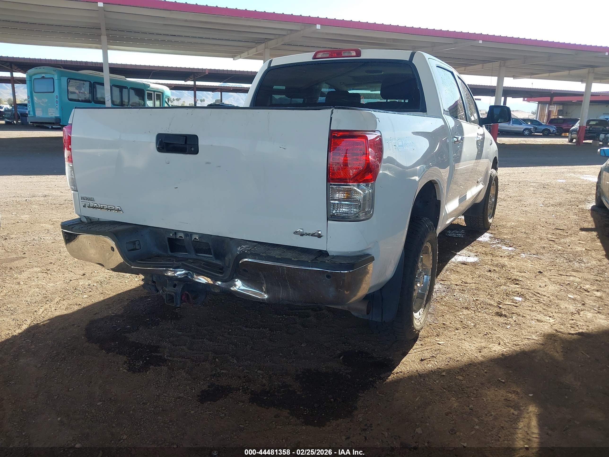 TOYOTA TUNDRA image 4
