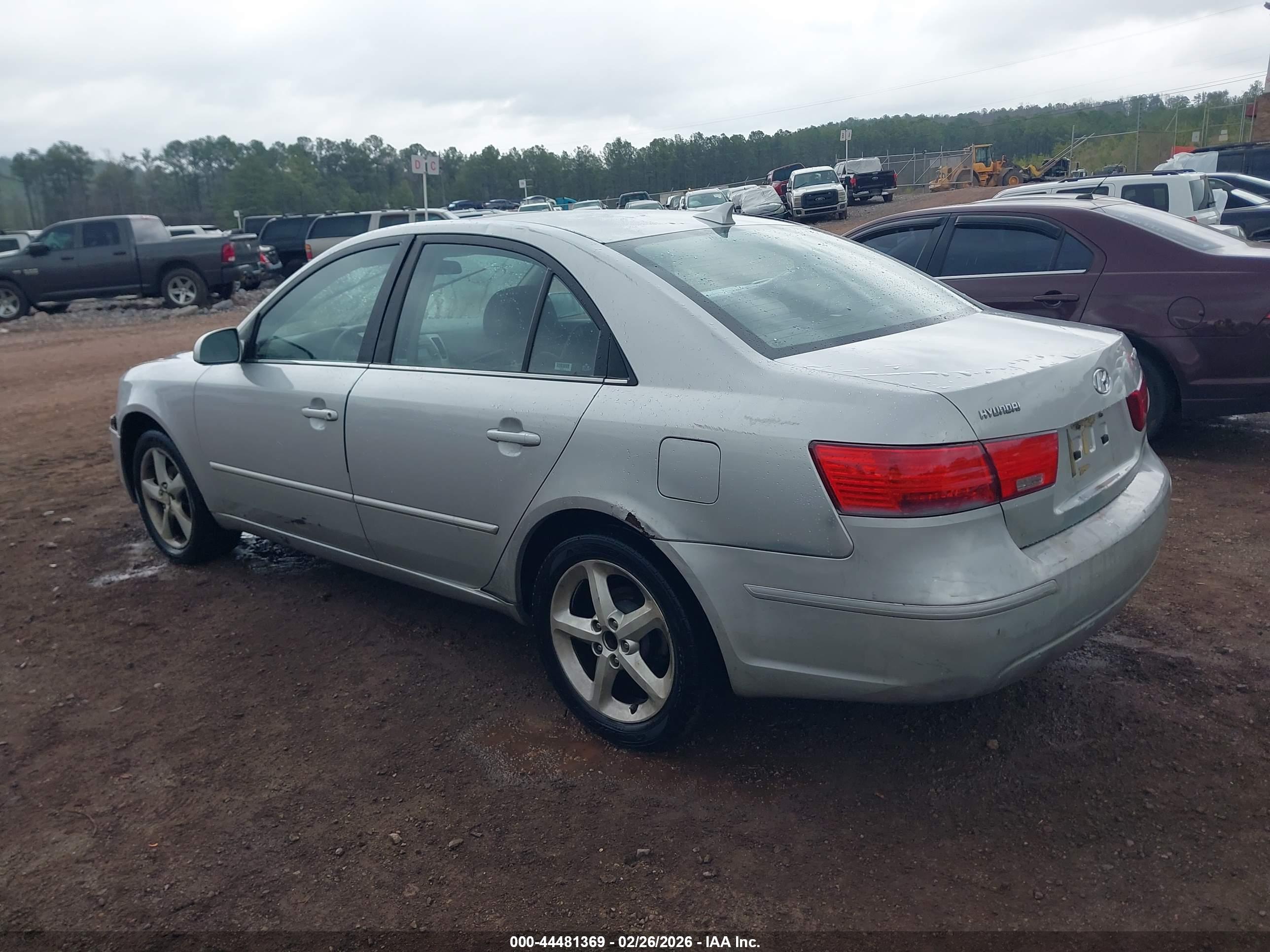 HYUNDAI SONATA image 3