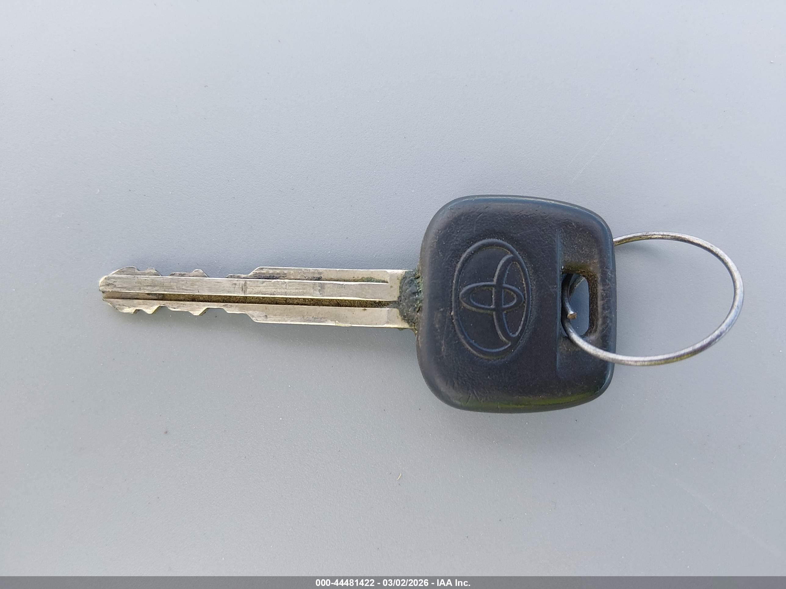 TOYOTA YARIS image 11
