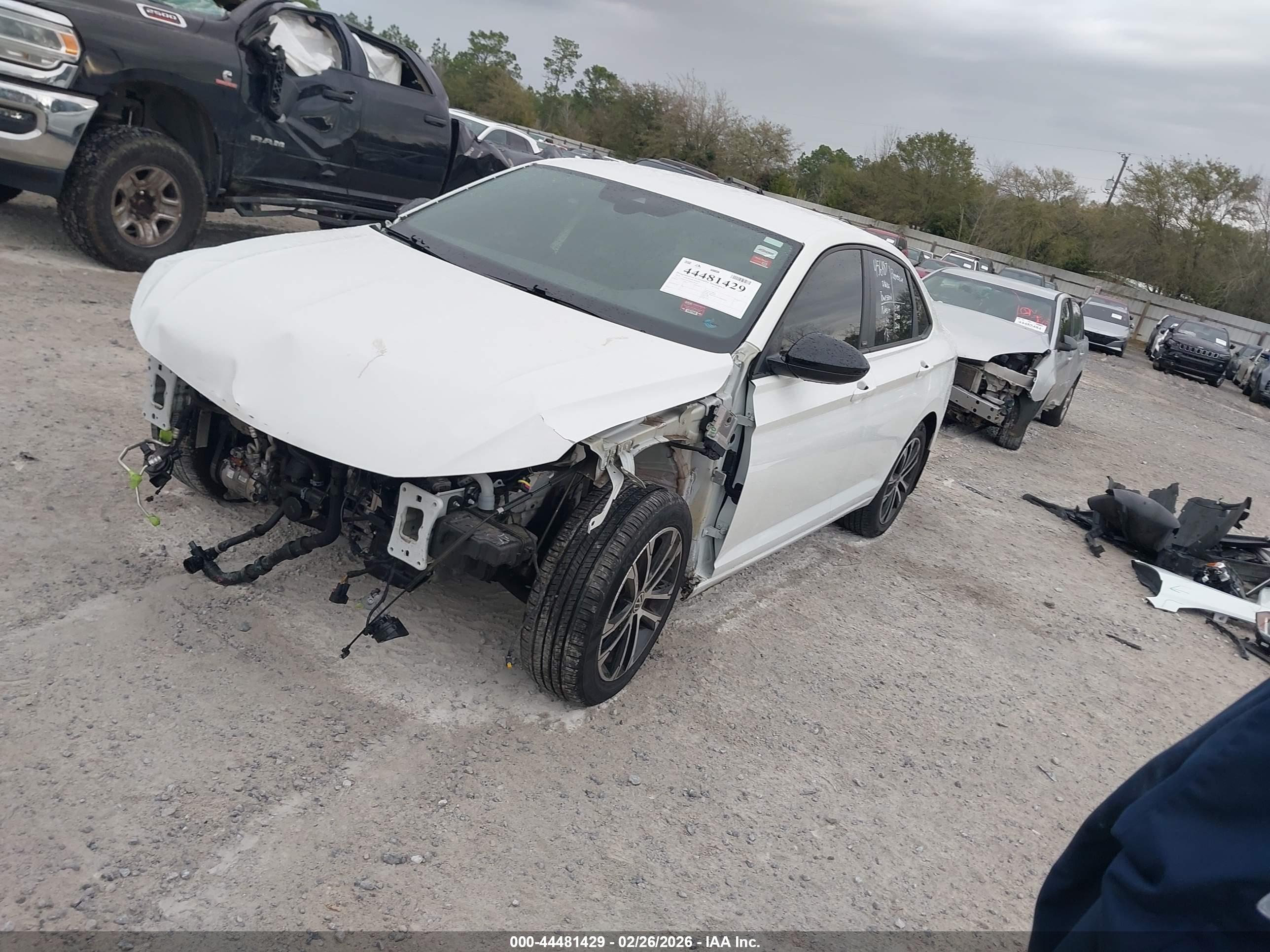 VOLKSWAGEN JETTA image 2
