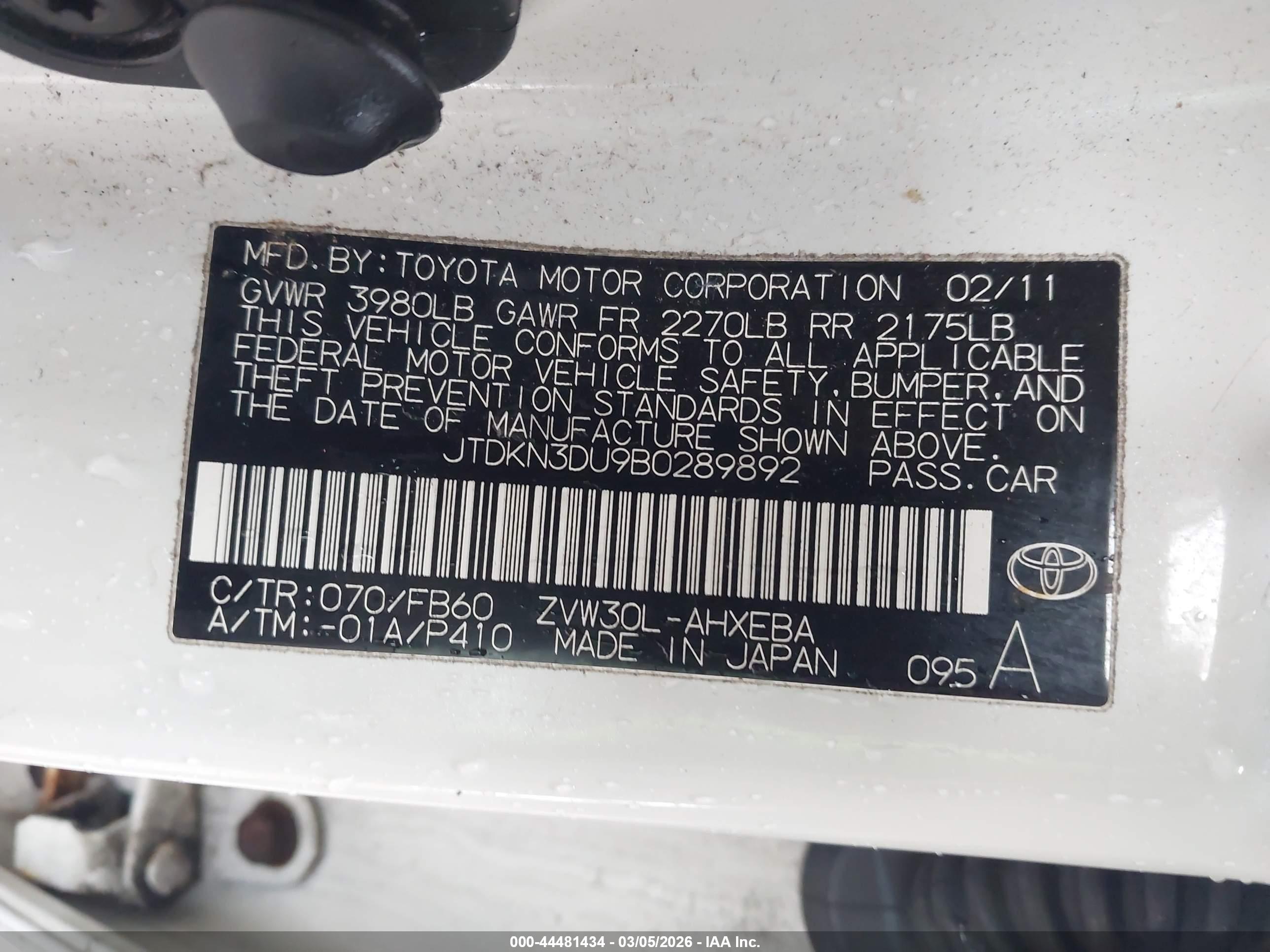 TOYOTA PRIUS image 9
