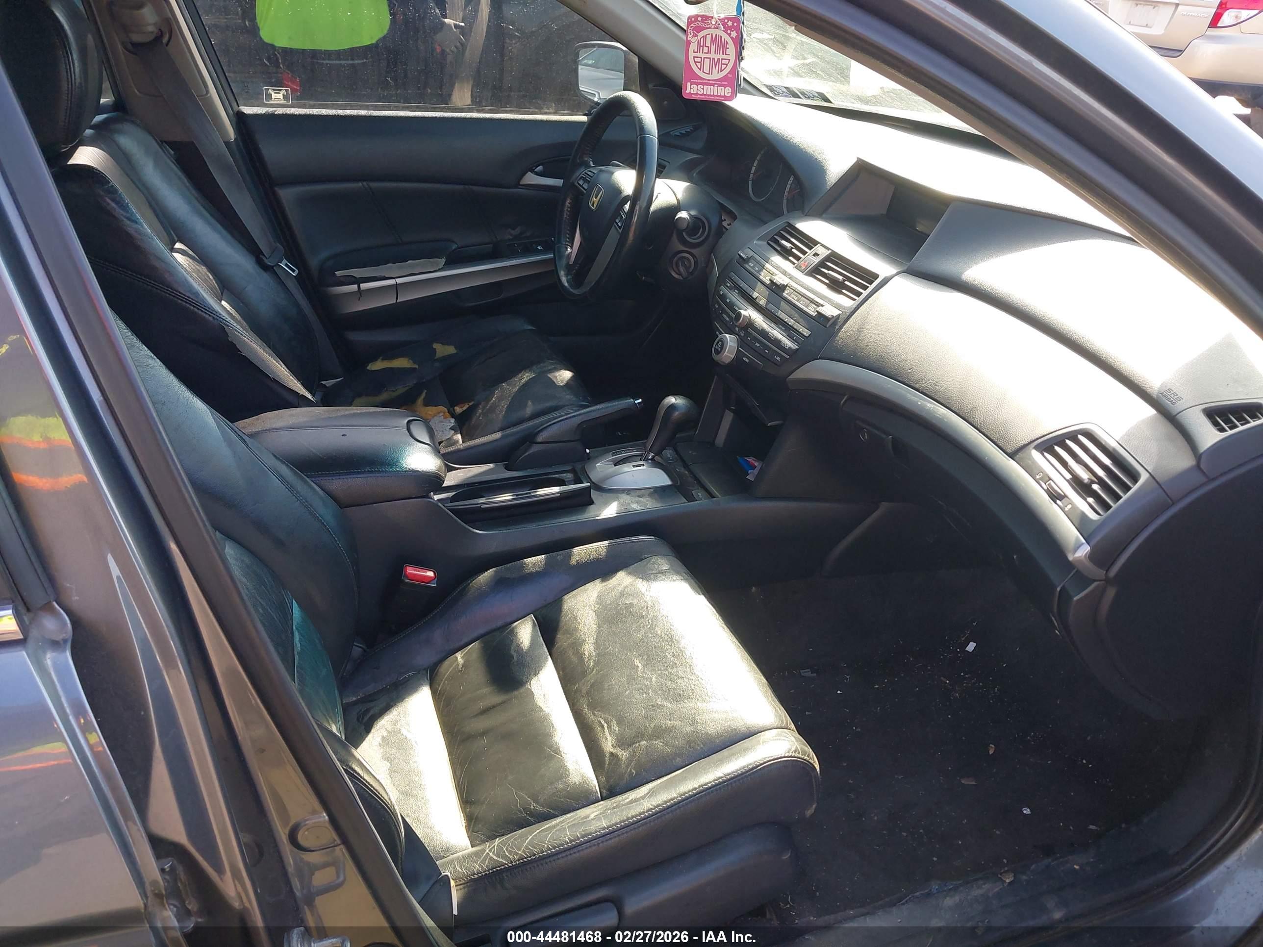 HONDA ACCORD image 5
