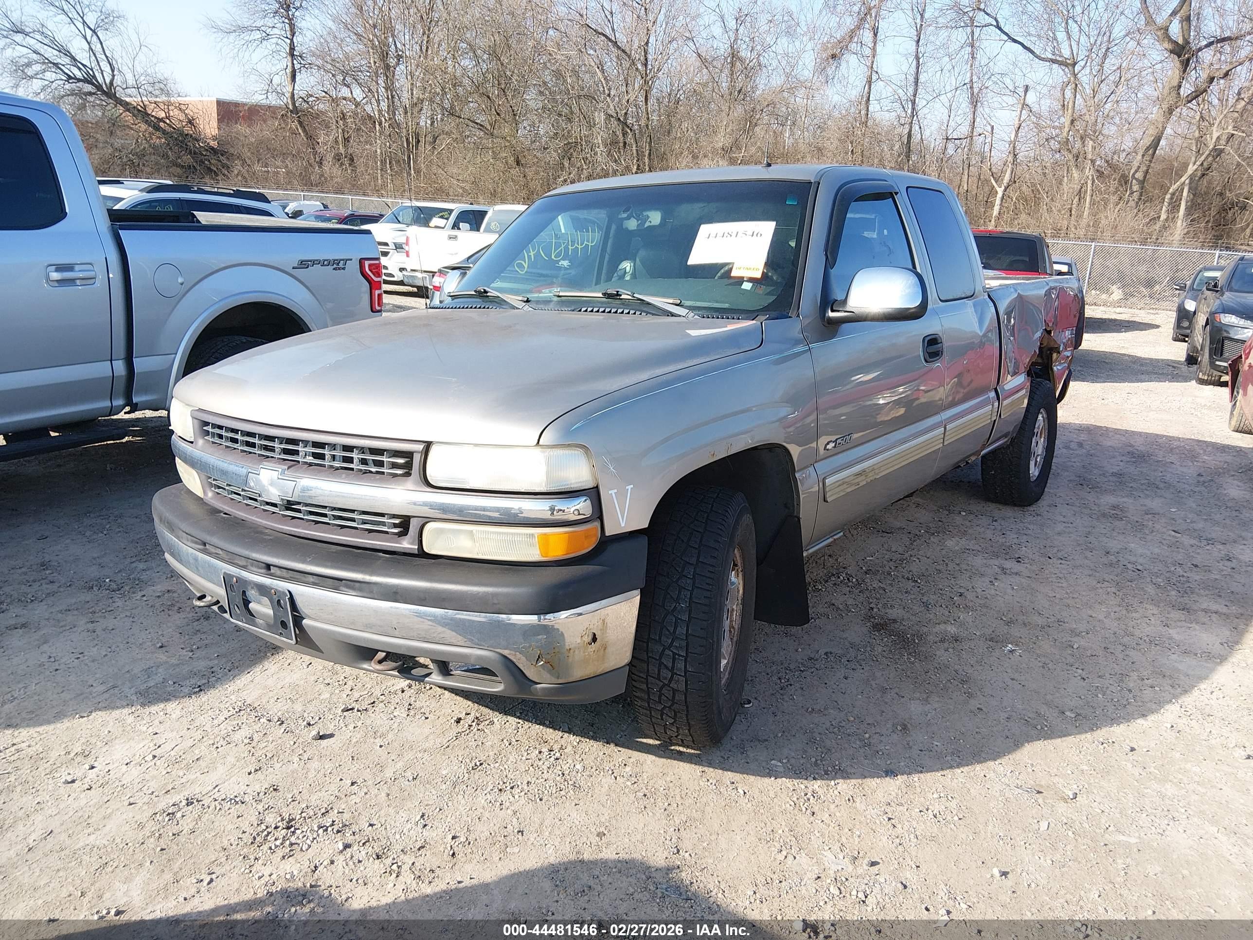 CHEVROLET SILVERADO image 2