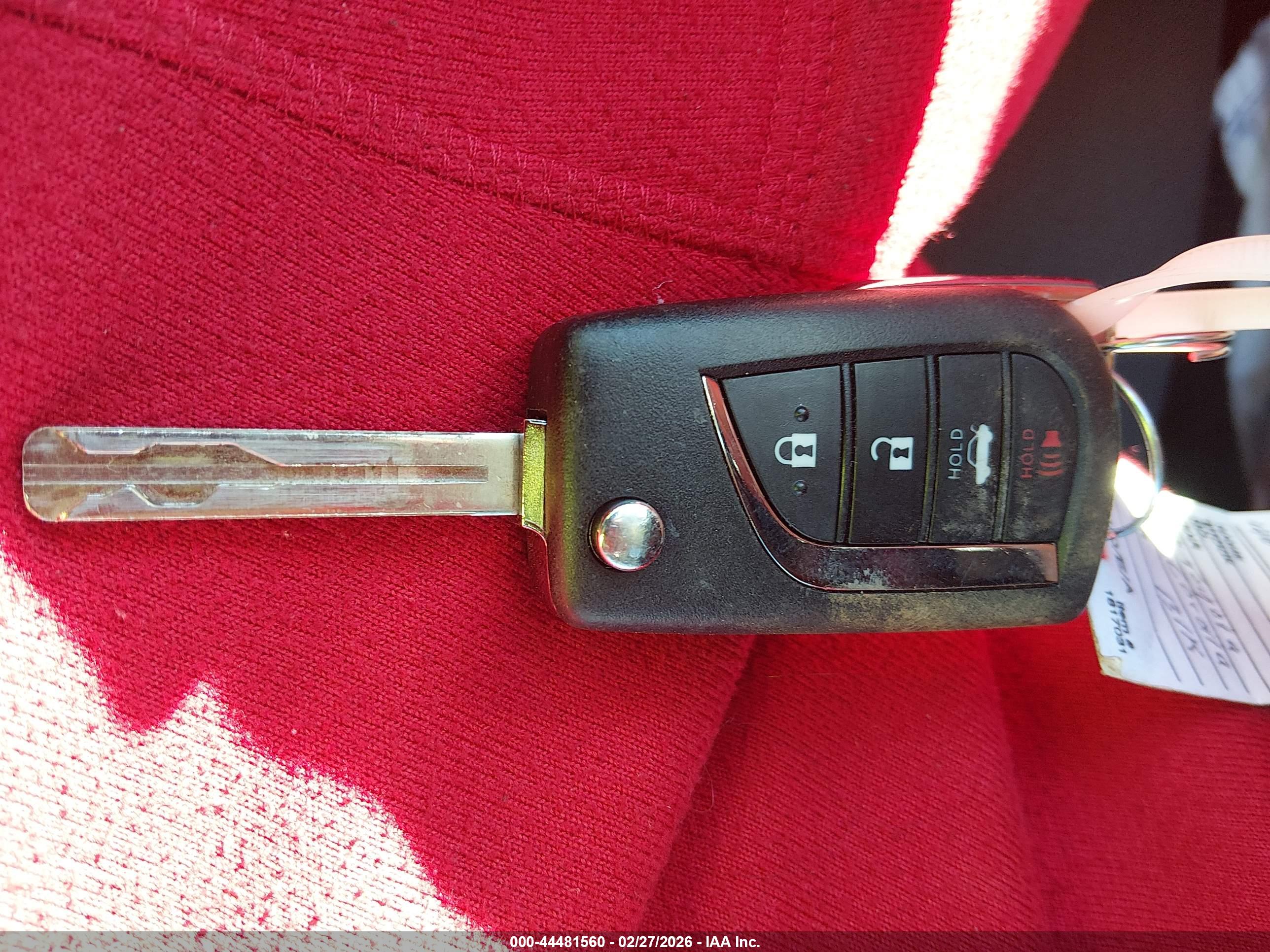 TOYOTA COROLLA image 11