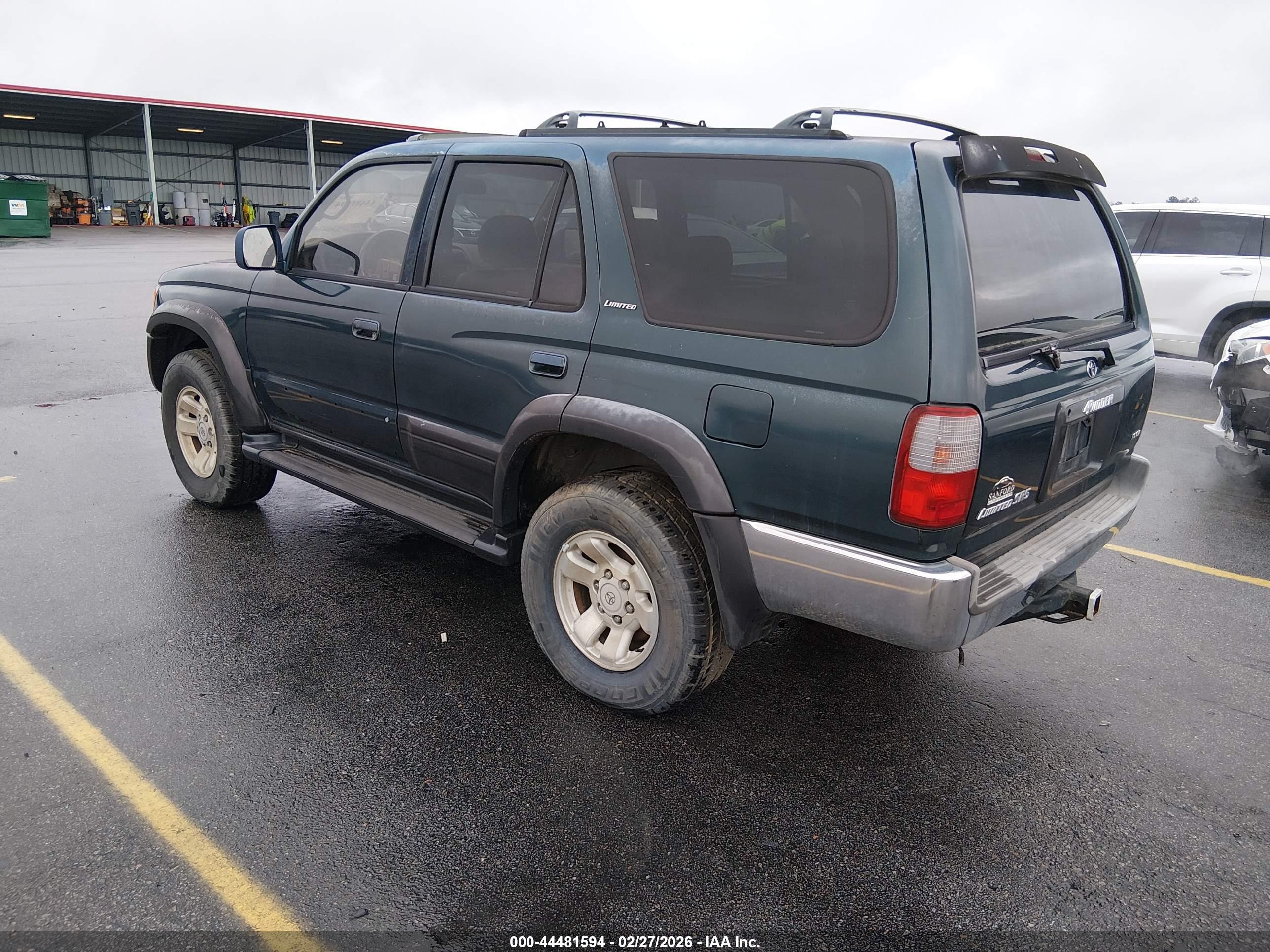 TOYOTA 4RUNNER image 3