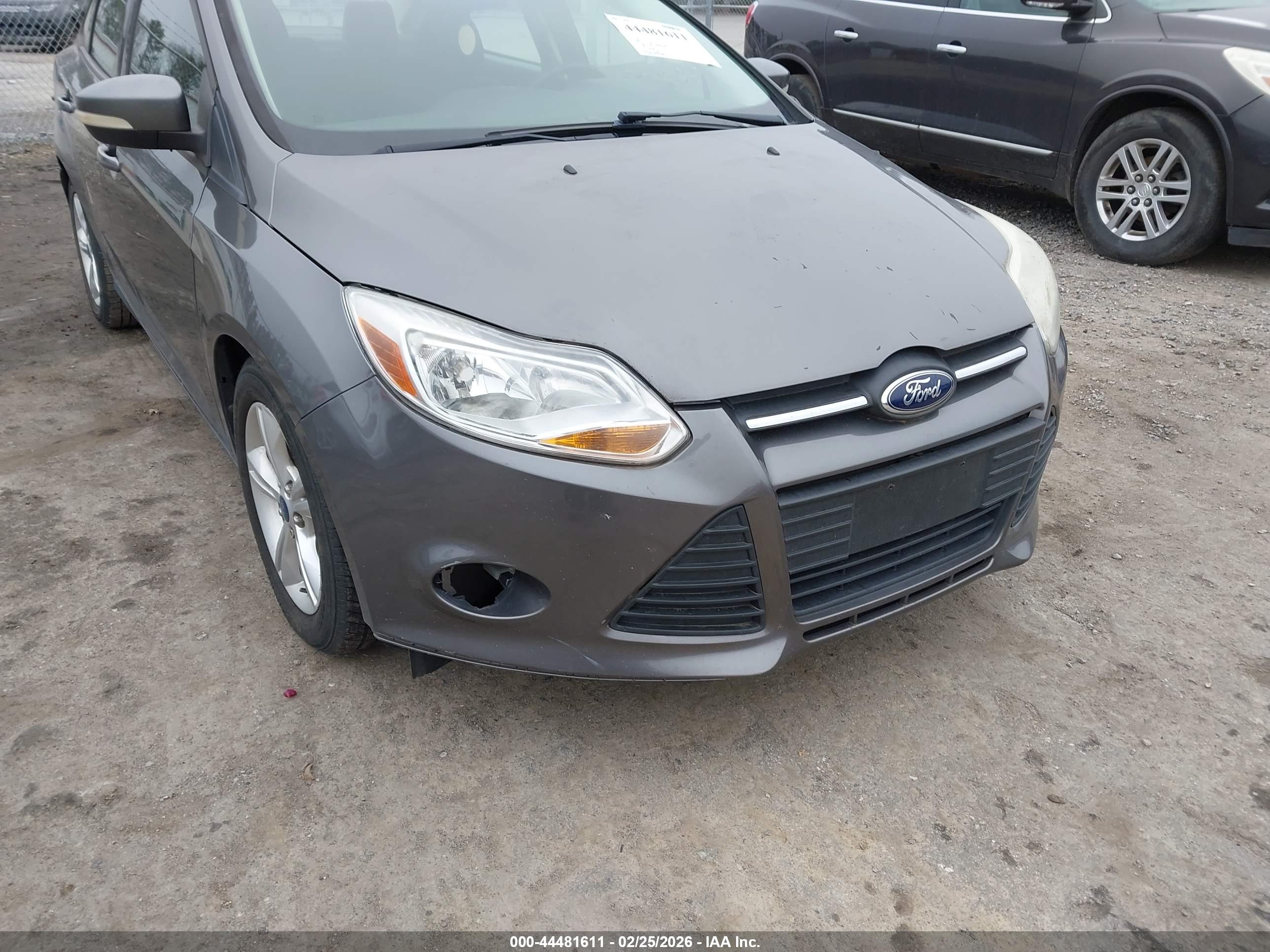 FORD FOCUS image 6