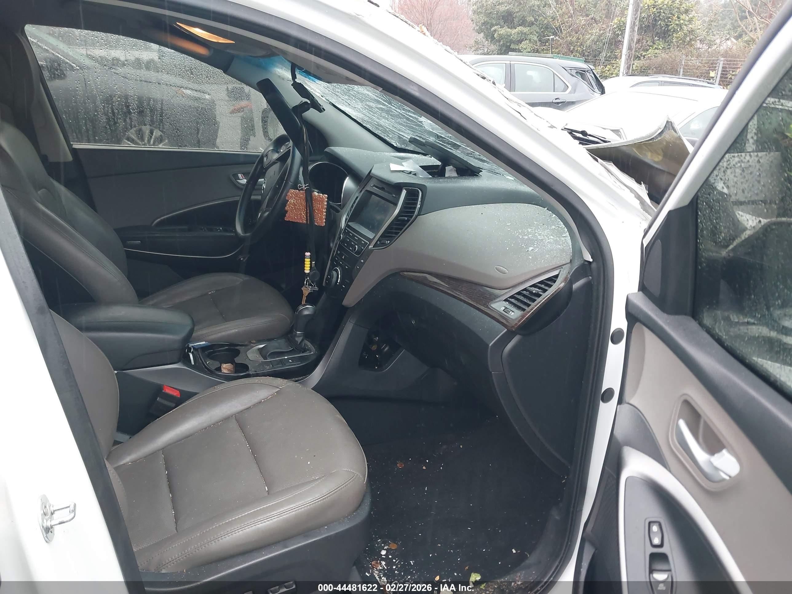 HYUNDAI SANTA image 5