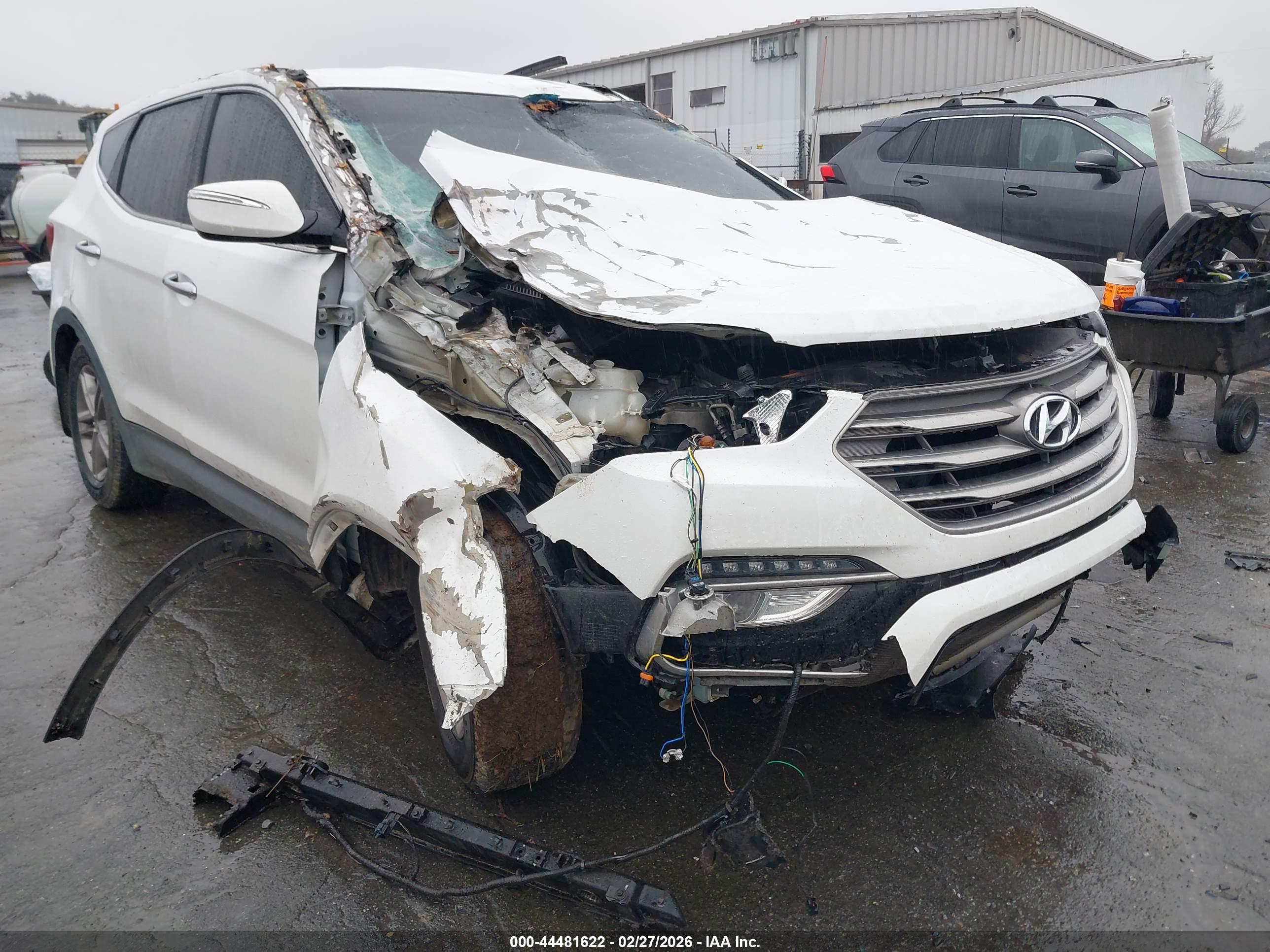 HYUNDAI SANTA image 6