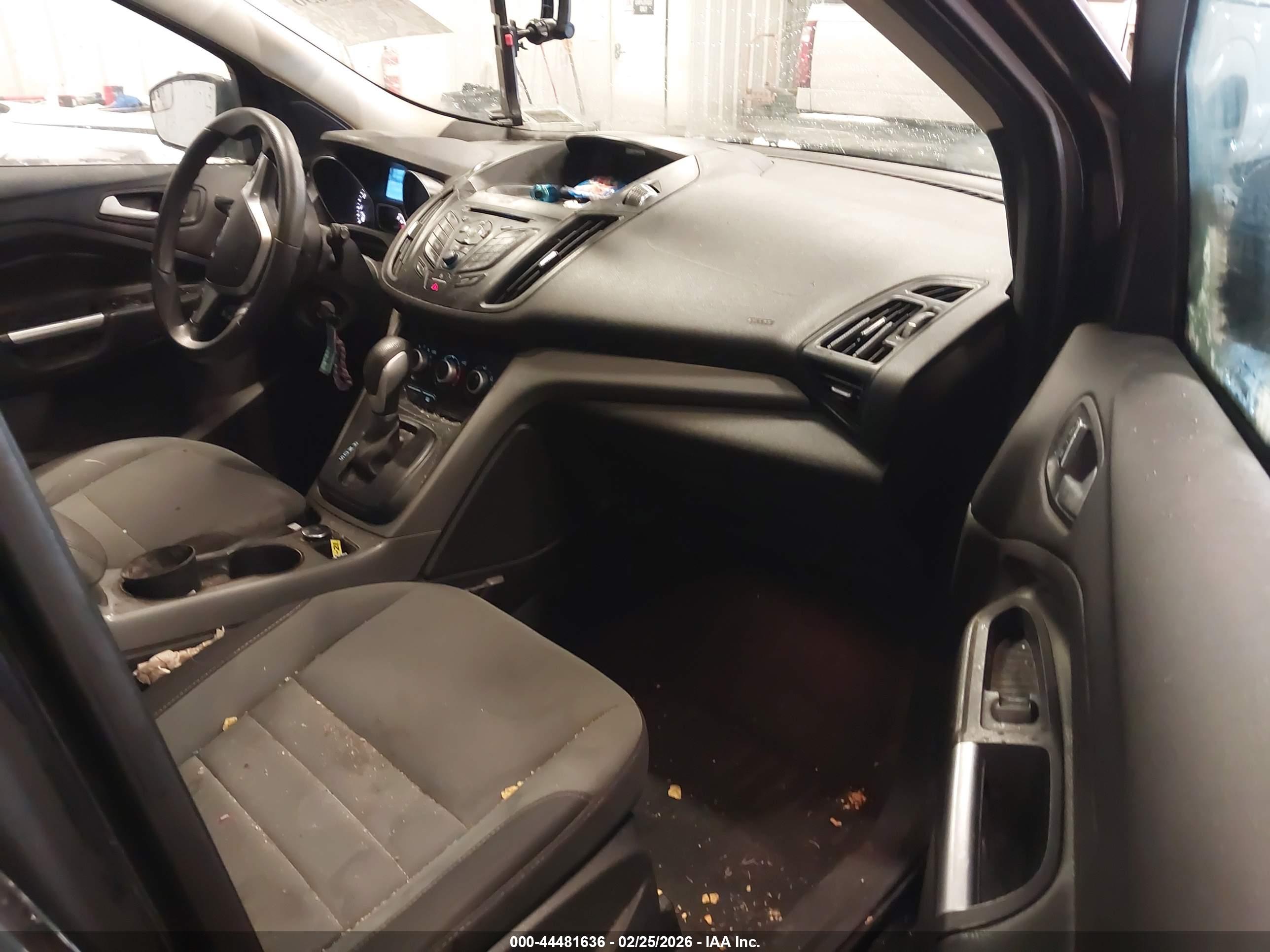 FORD ESCAPE image 5