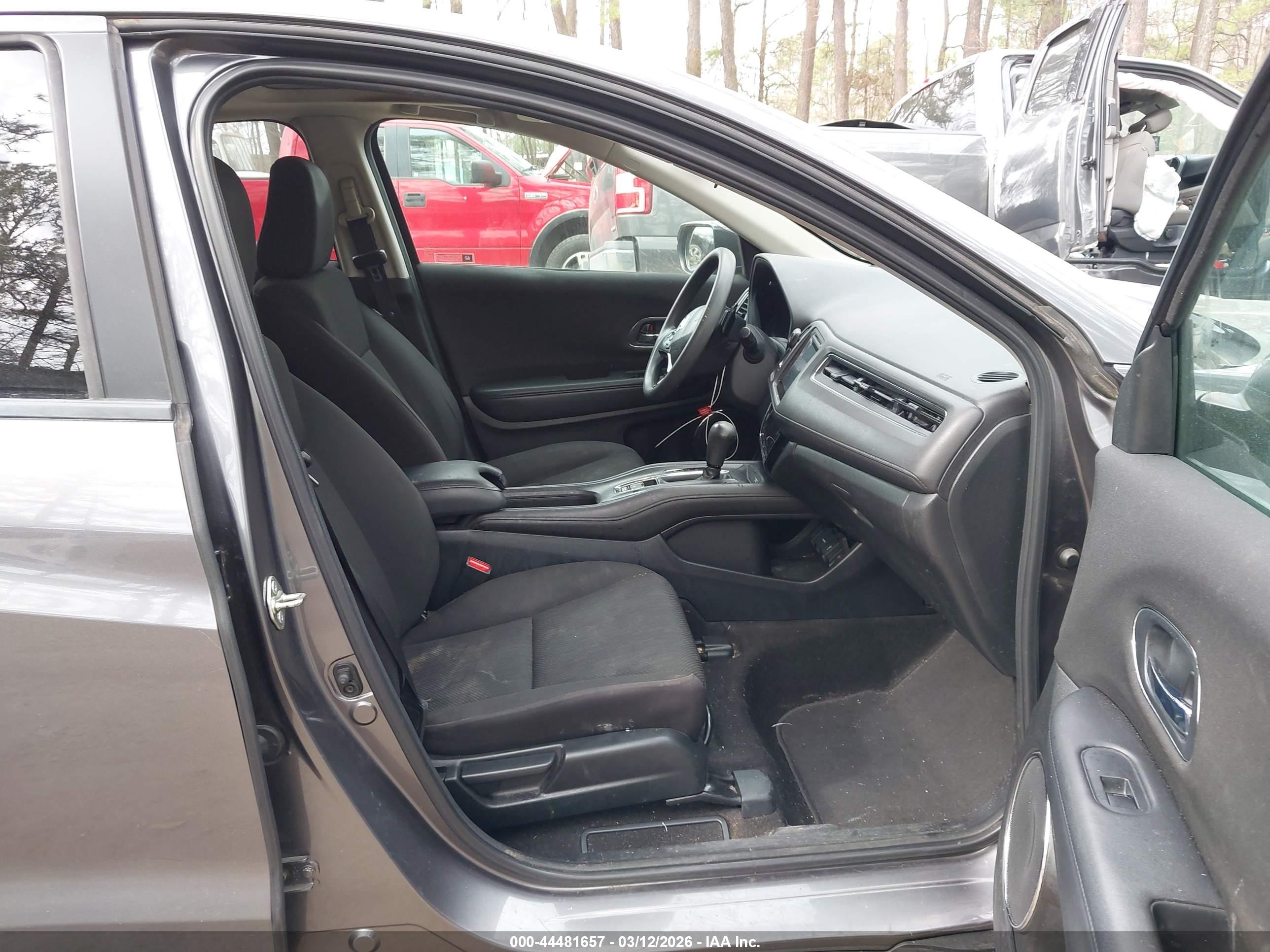 HONDA HR-V image 5