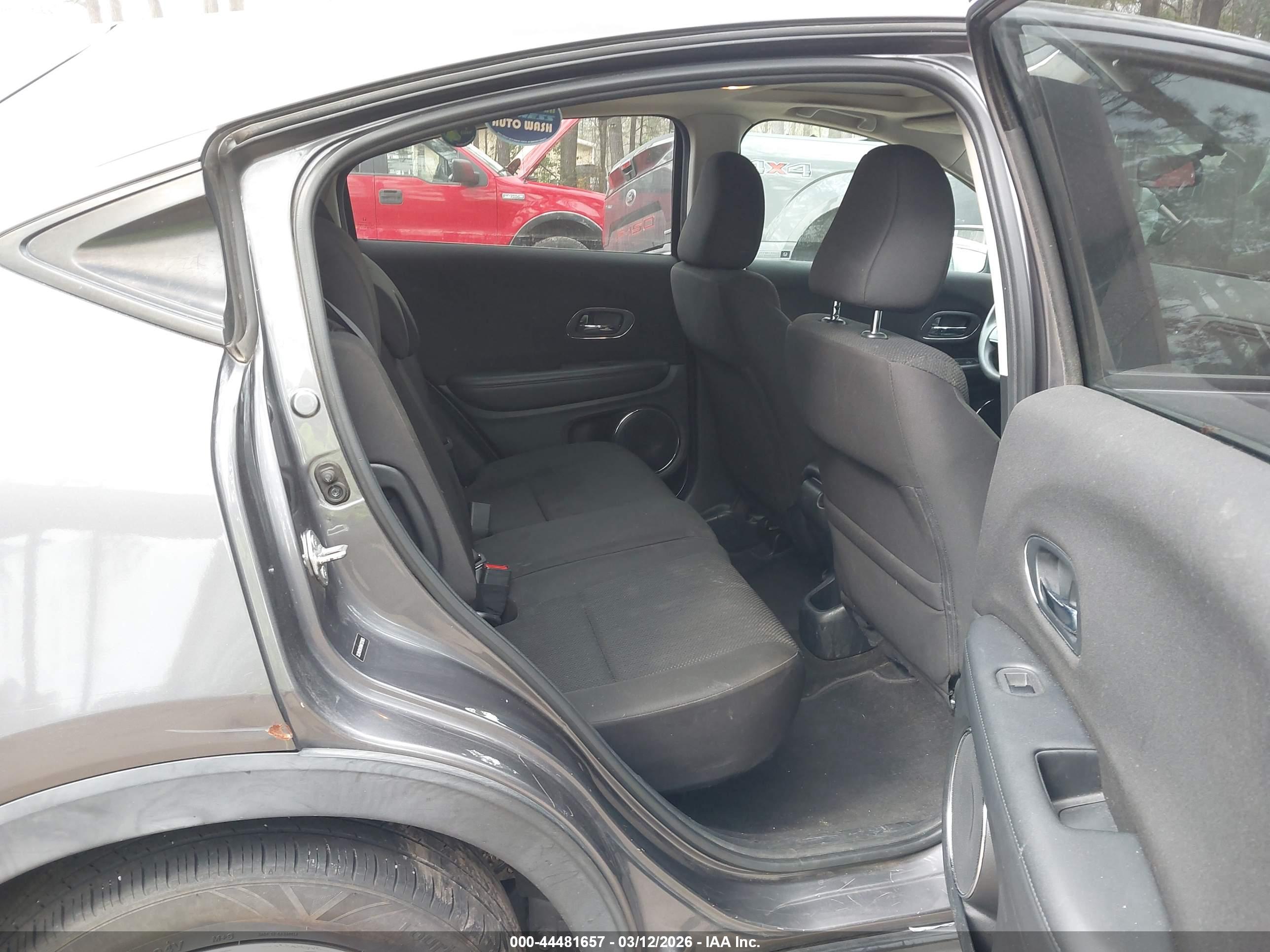 HONDA HR-V image 8