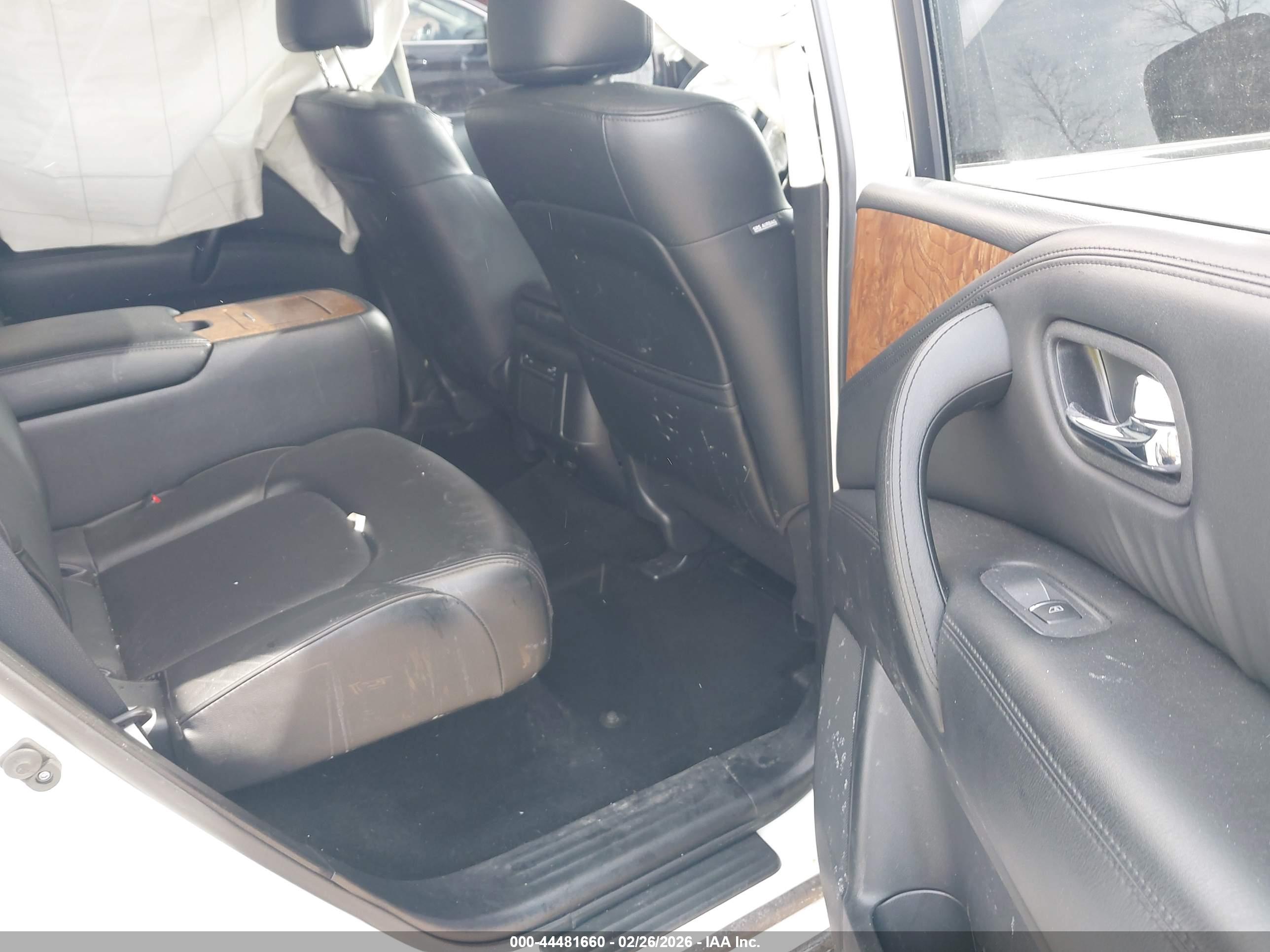 NISSAN ARMADA image 8