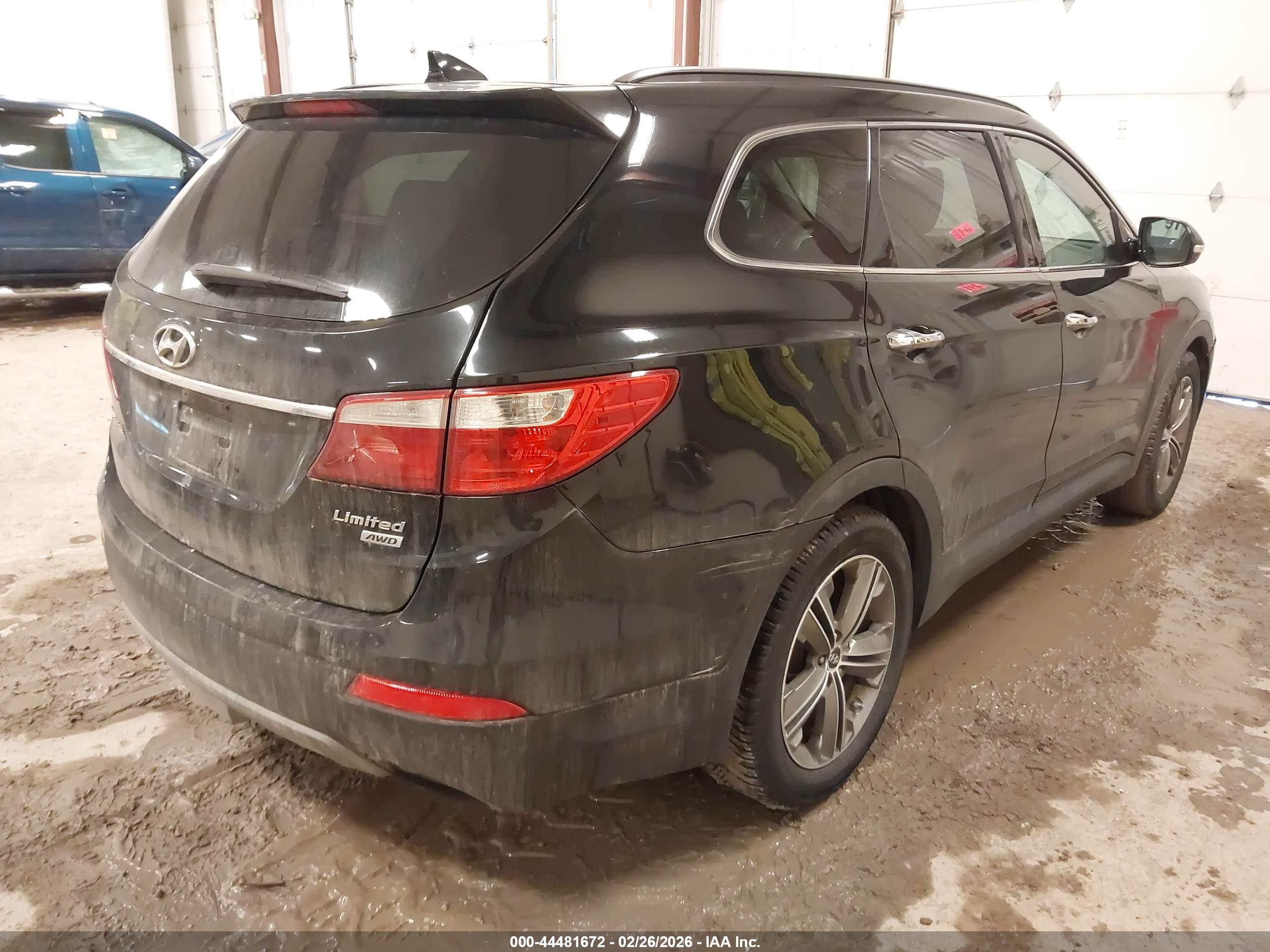 HYUNDAI SANTA image 4