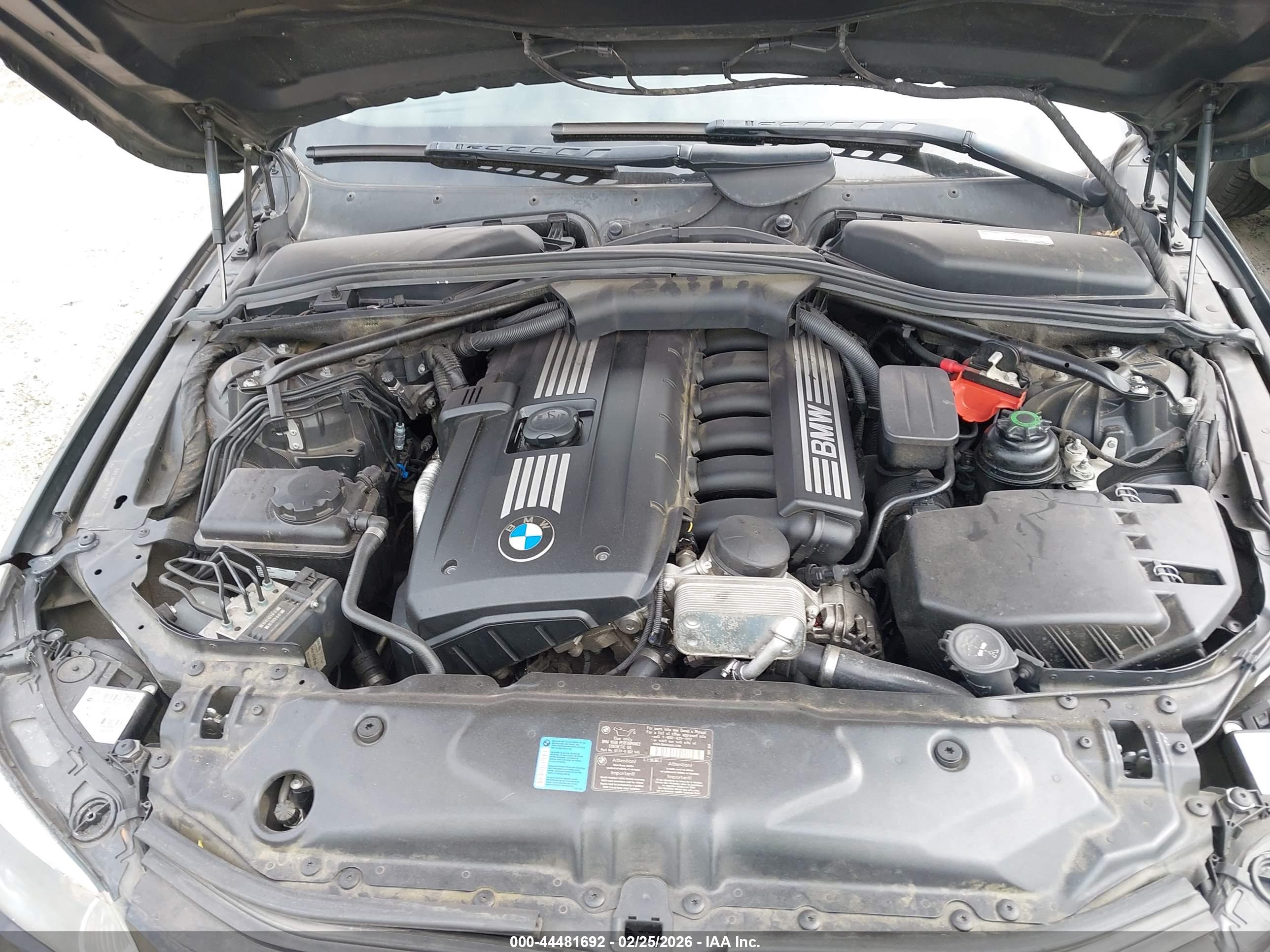 BMW 528I image 10