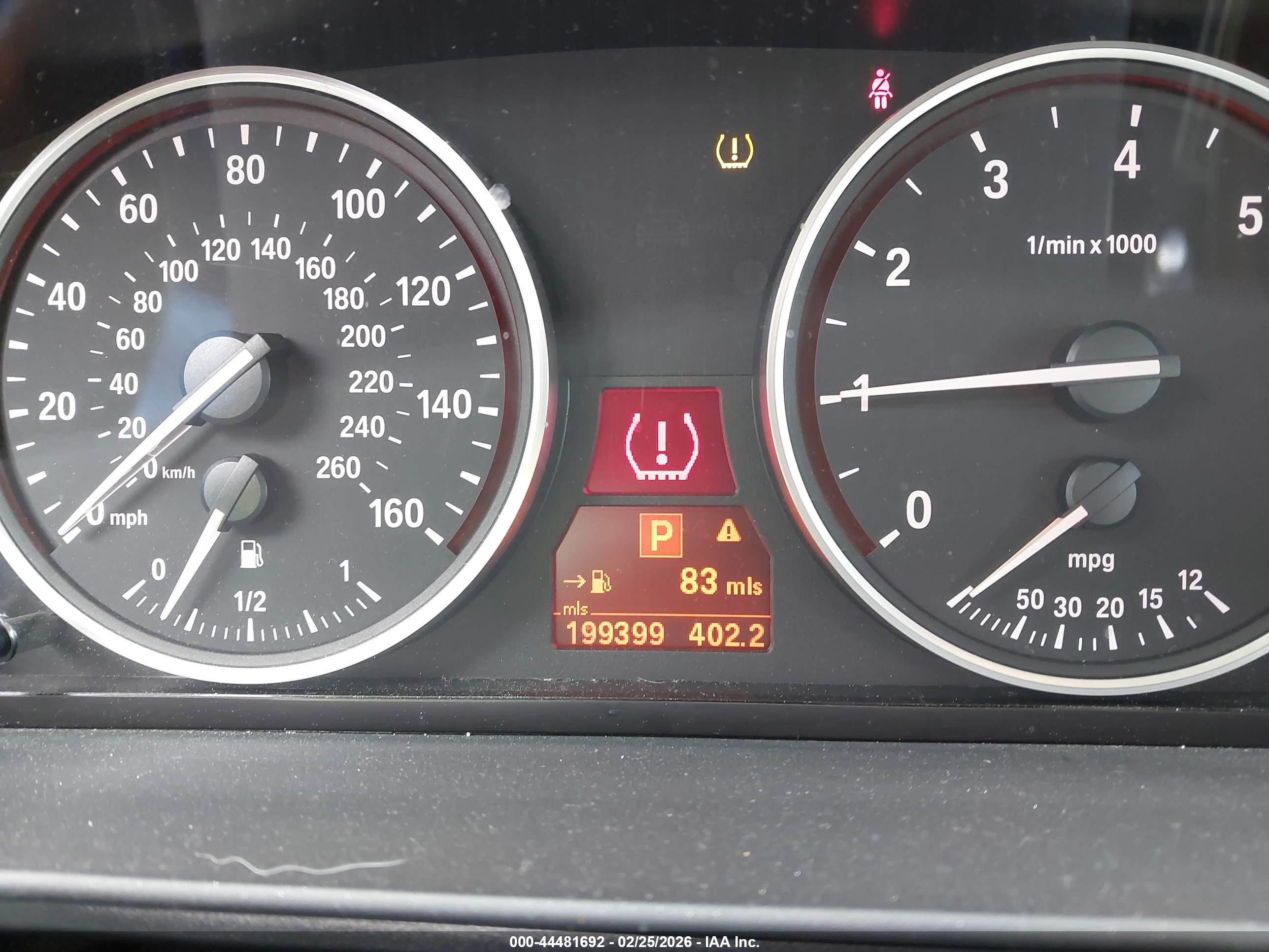 BMW 528I image 7