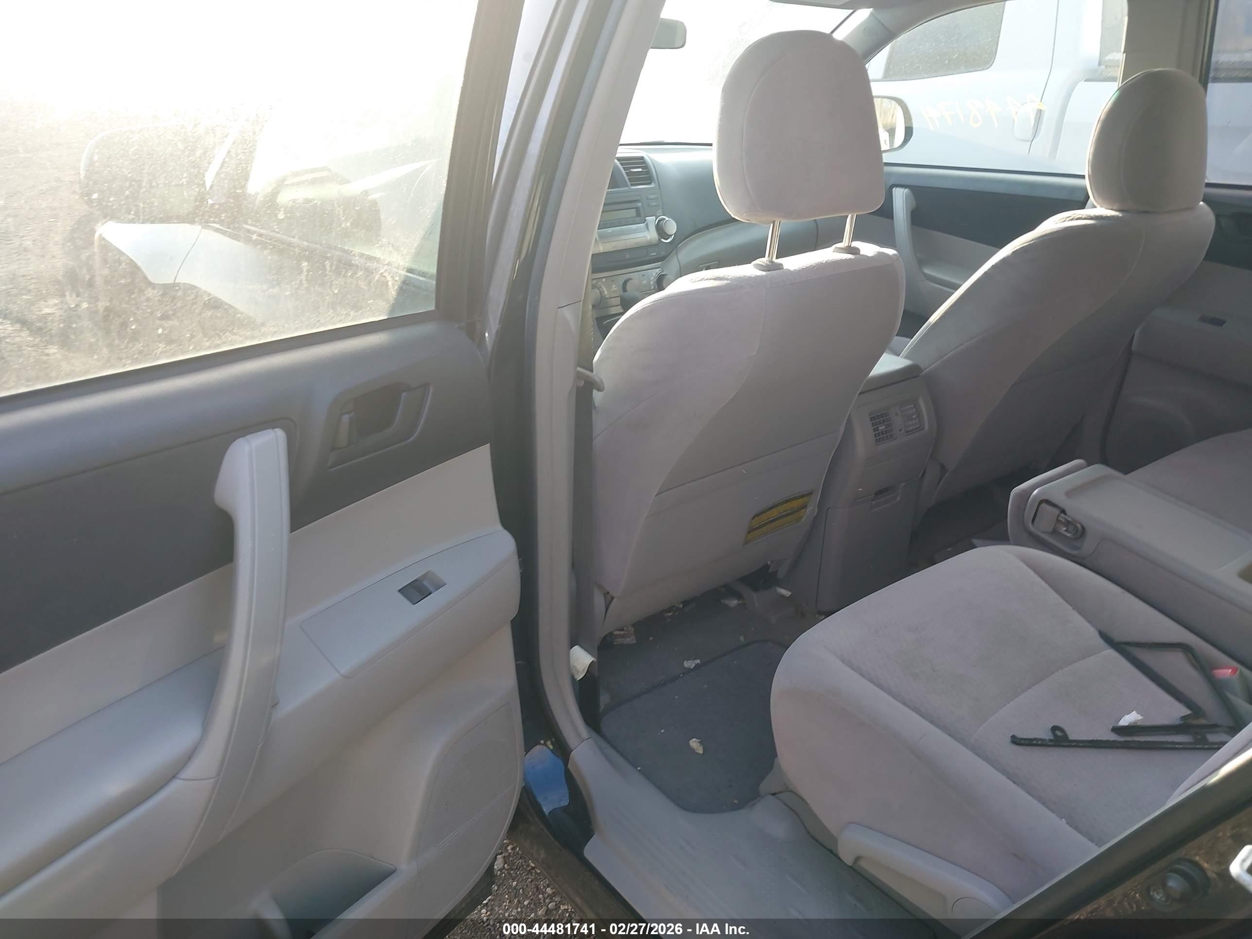 TOYOTA HIGHLANDER image 8