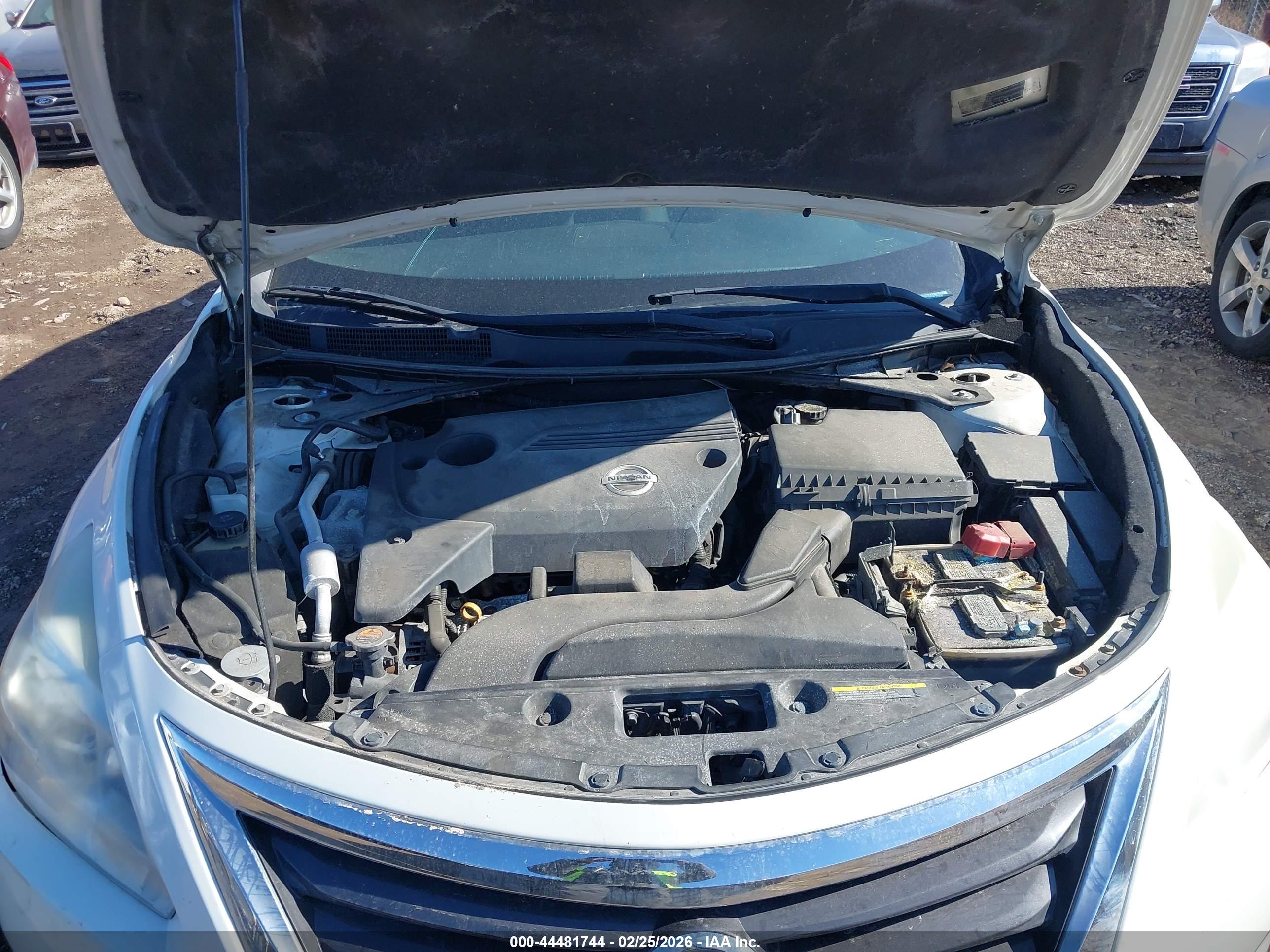 NISSAN ALTIMA image 10