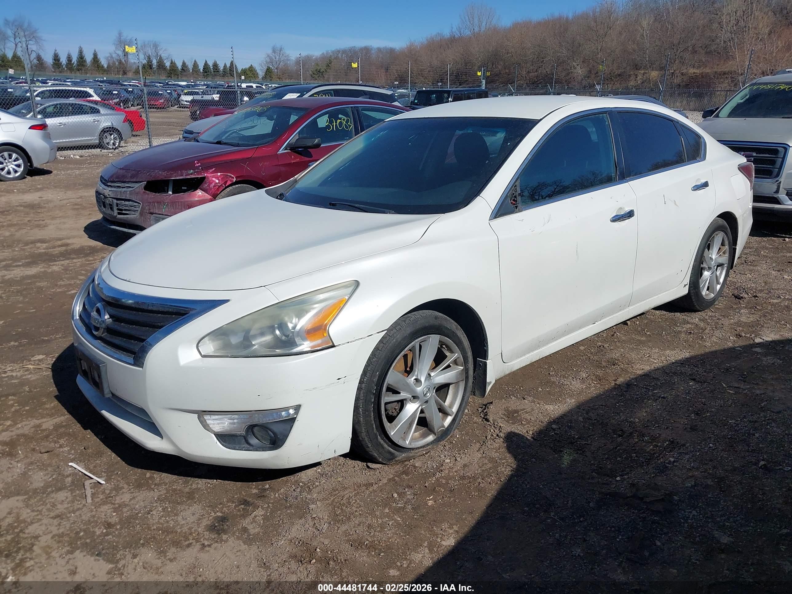 NISSAN ALTIMA image 2