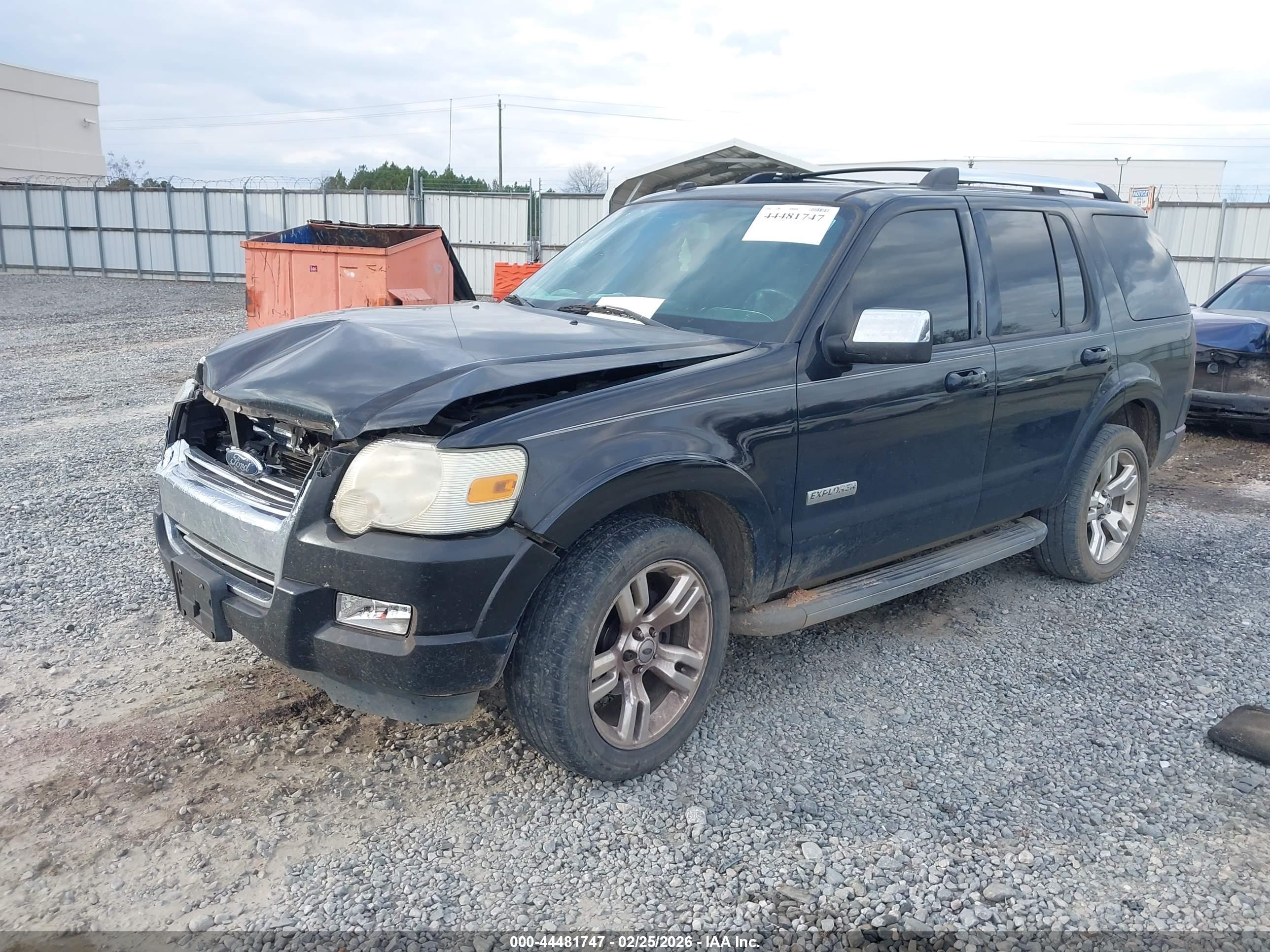 FORD EXPLORER image 2
