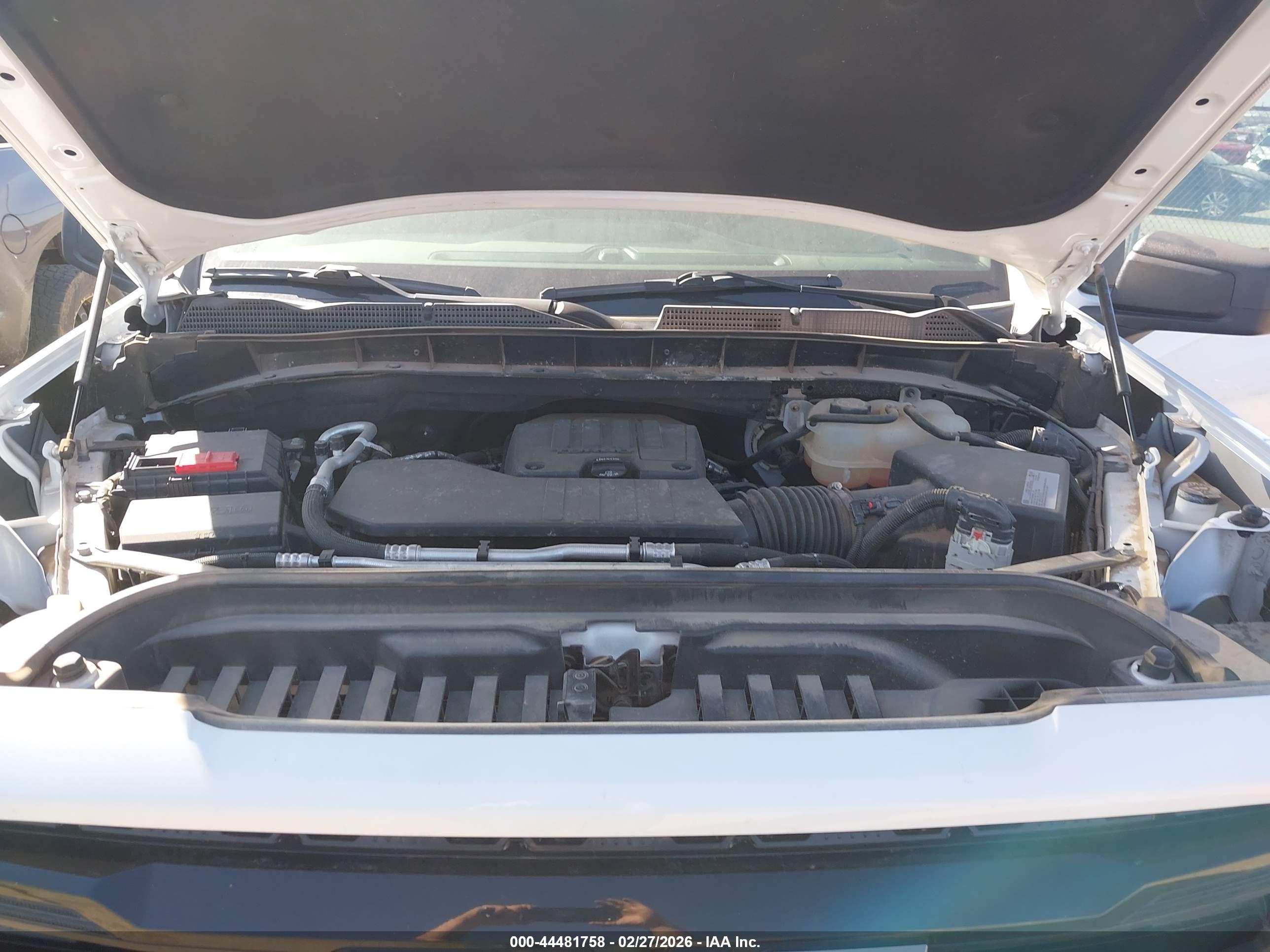GMC SIERRA image 10