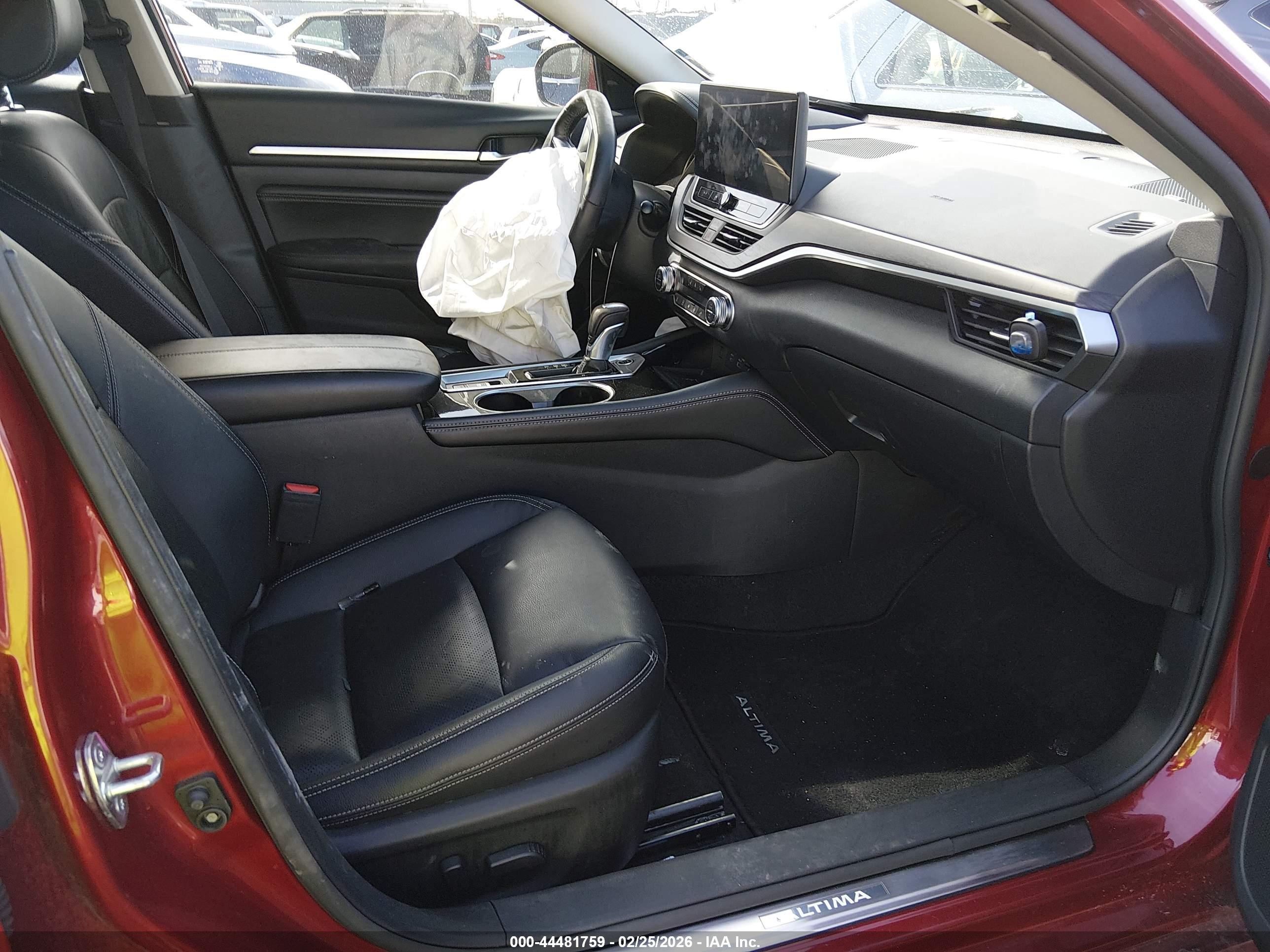 NISSAN ALTIMA image 5