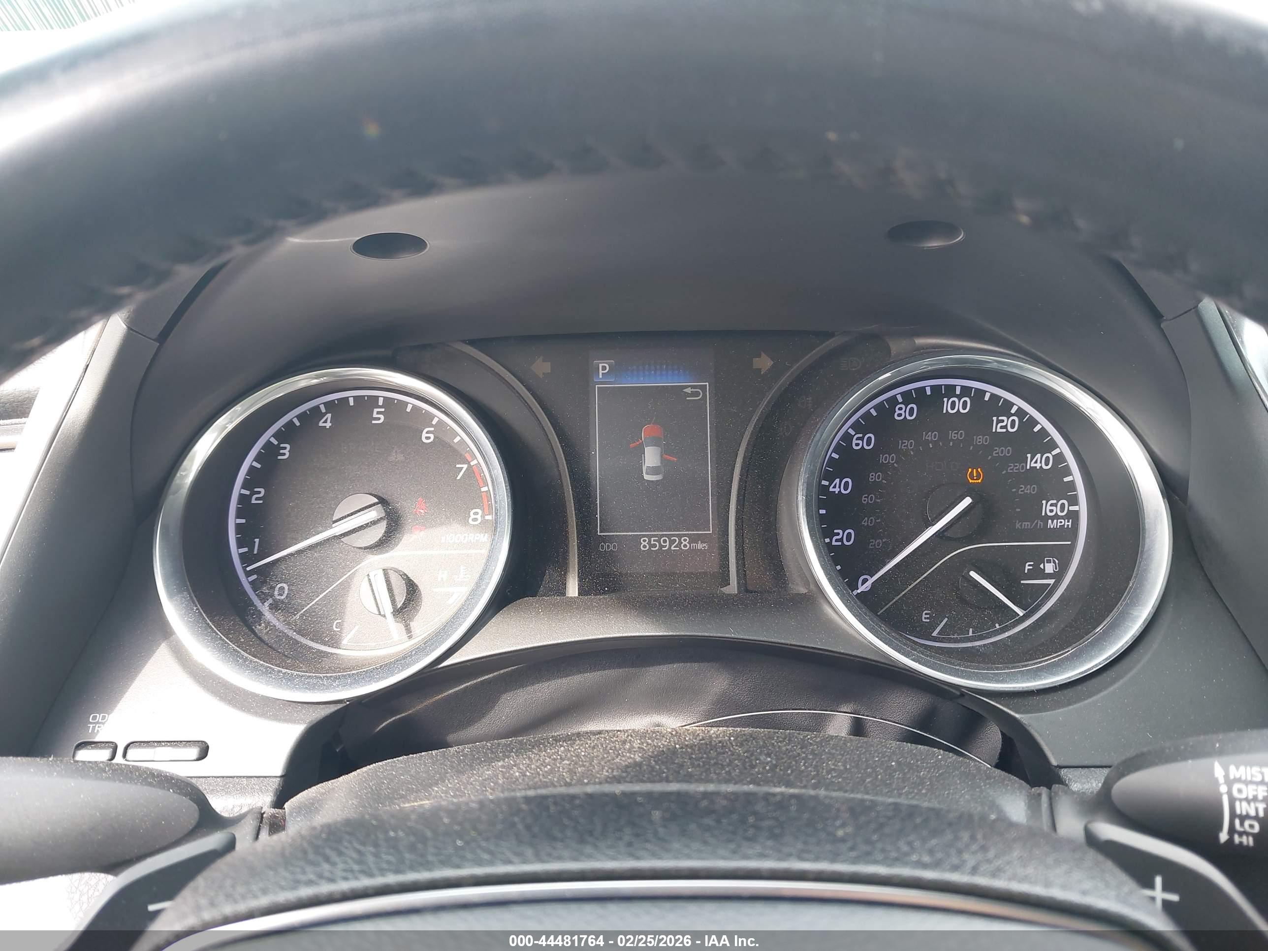 TOYOTA CAMRY image 7