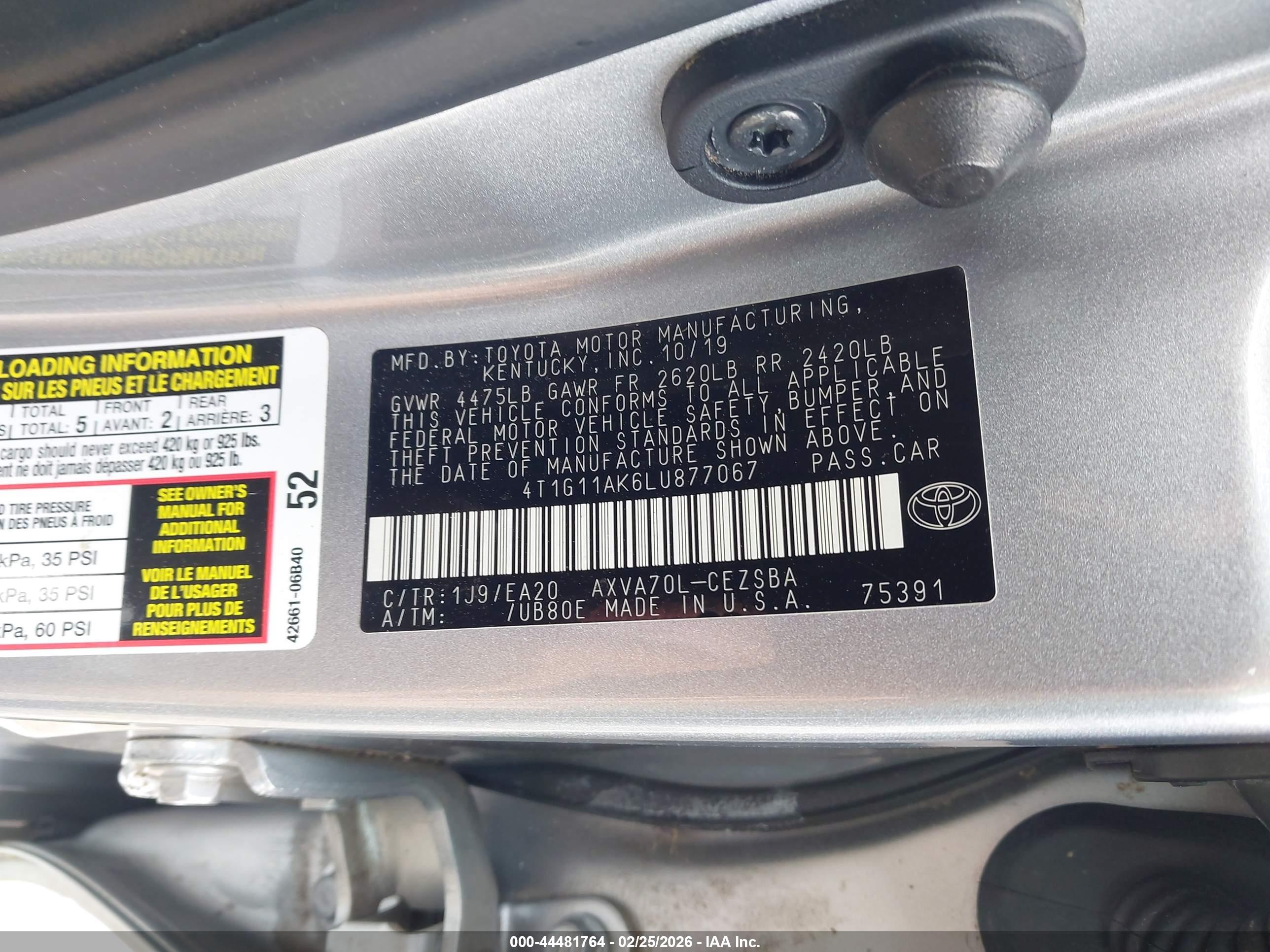 TOYOTA CAMRY image 9