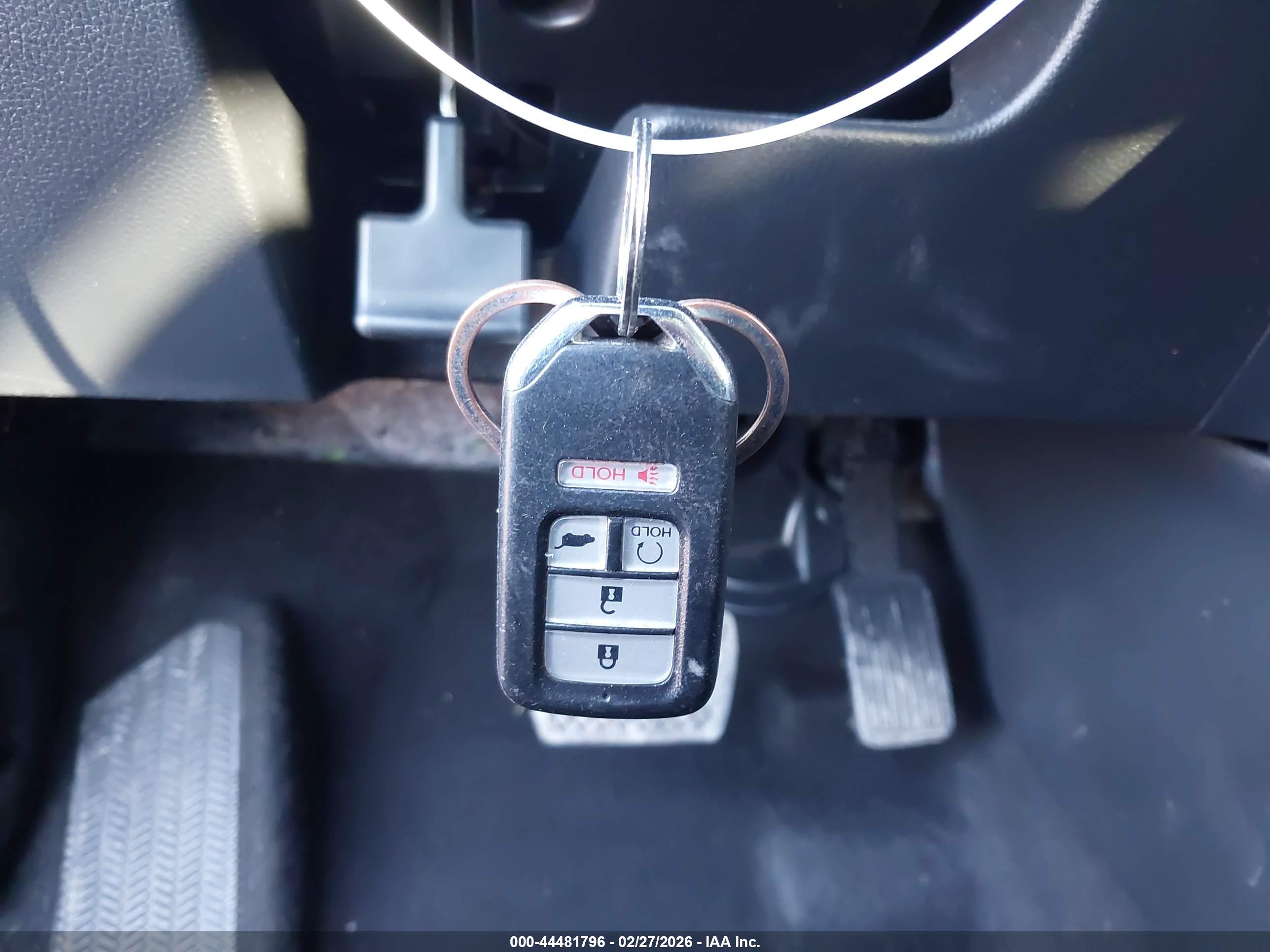 HONDA CR-V image 11