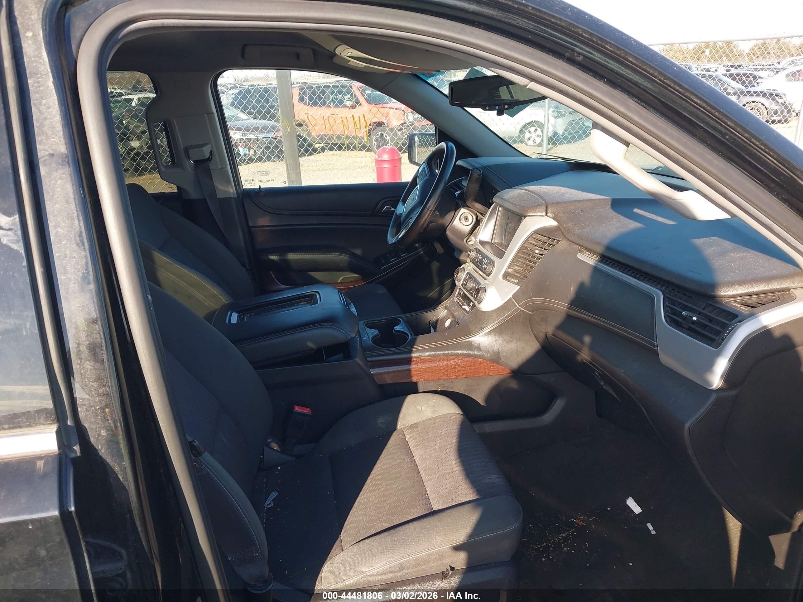 GMC YUKON image 5