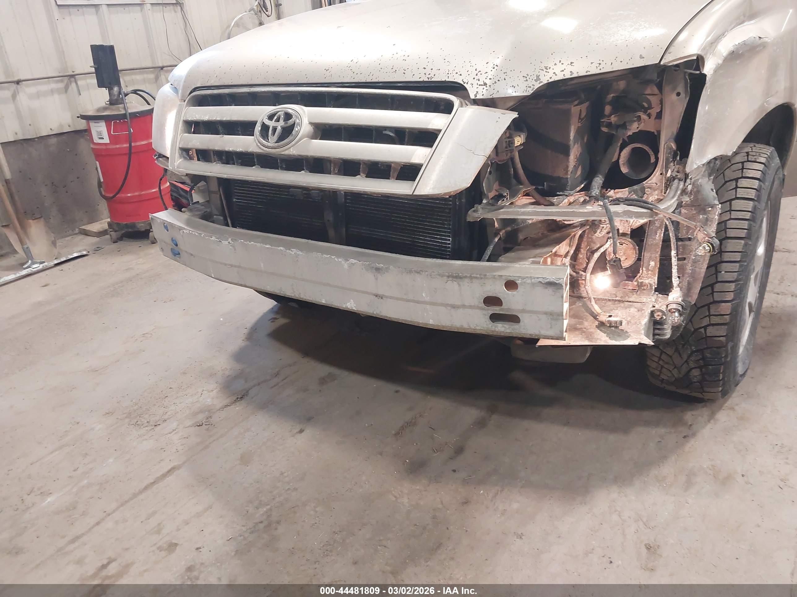 TOYOTA HIGHLANDER image 6