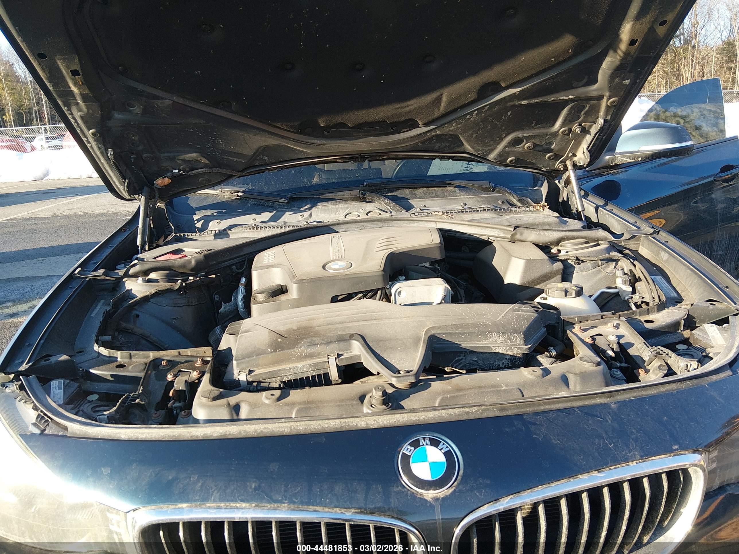 BMW 328I image 10