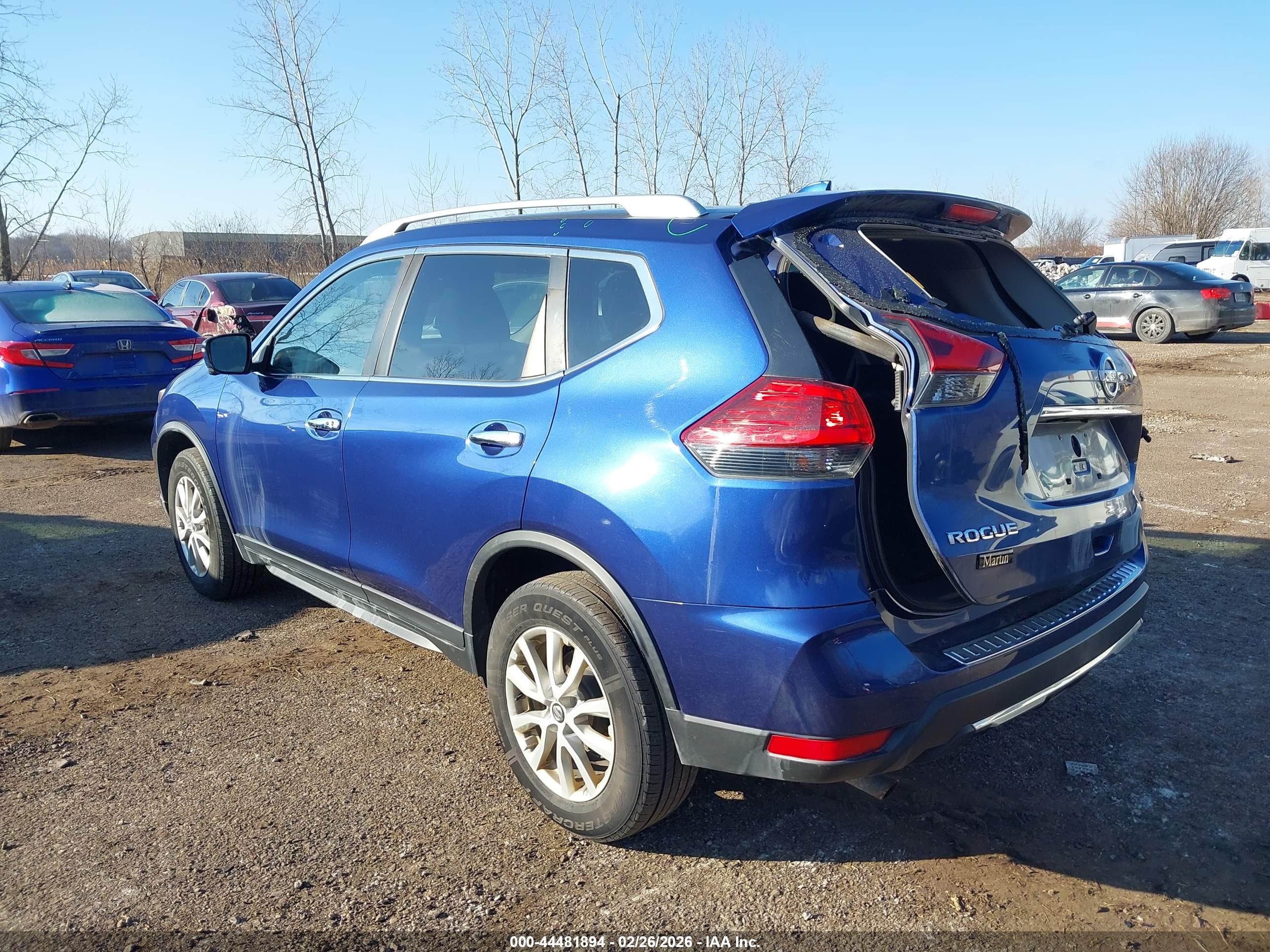 NISSAN ROGUE image 3