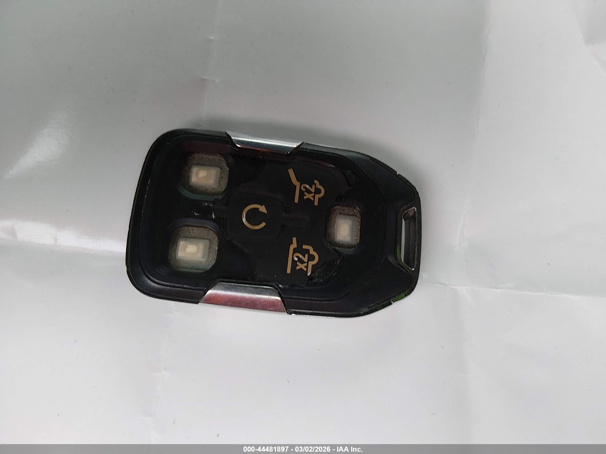 CHEVROLET TAHOE image 11