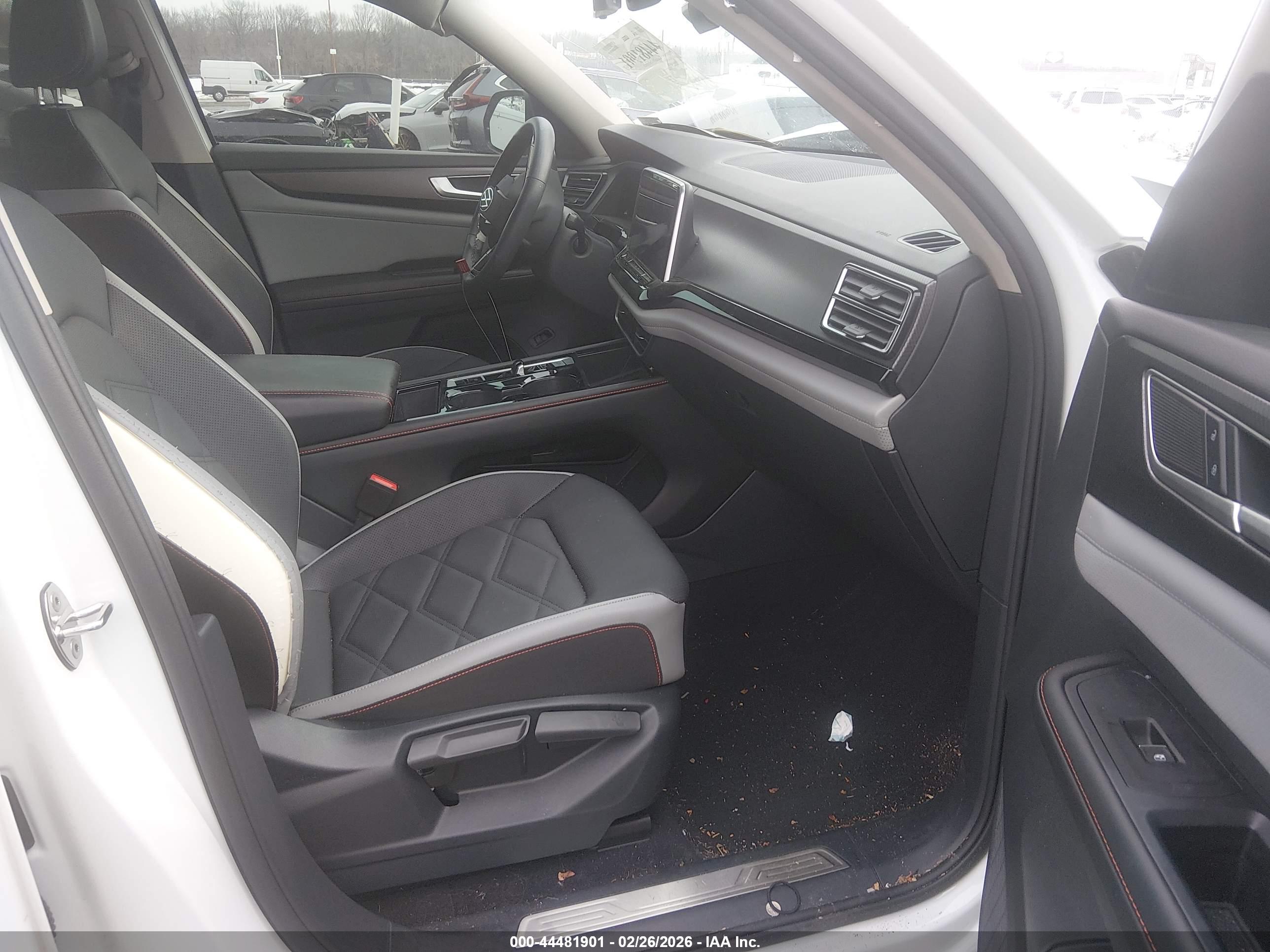 VOLKSWAGEN ATLAS image 5