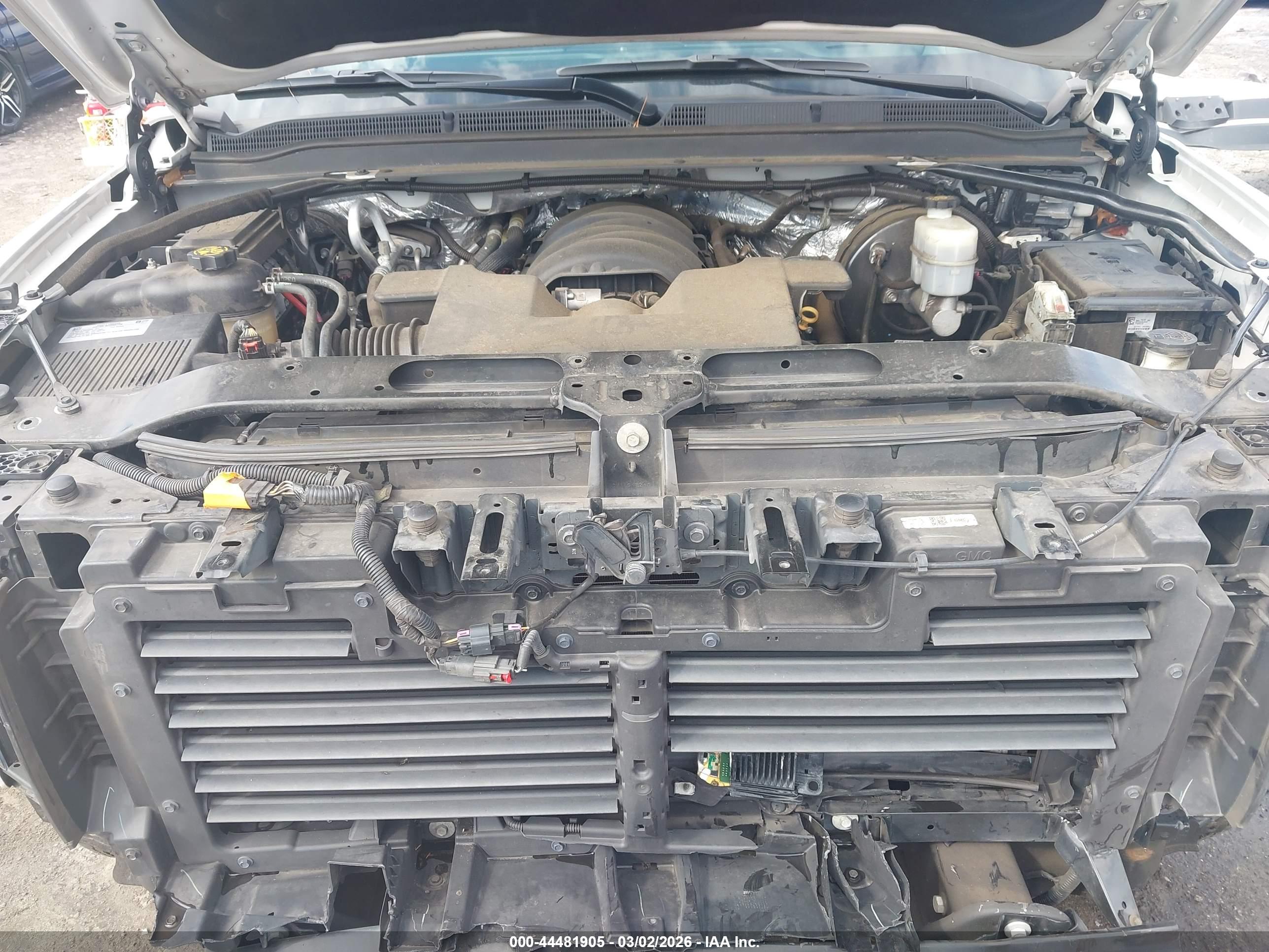 GMC YUKON image 10