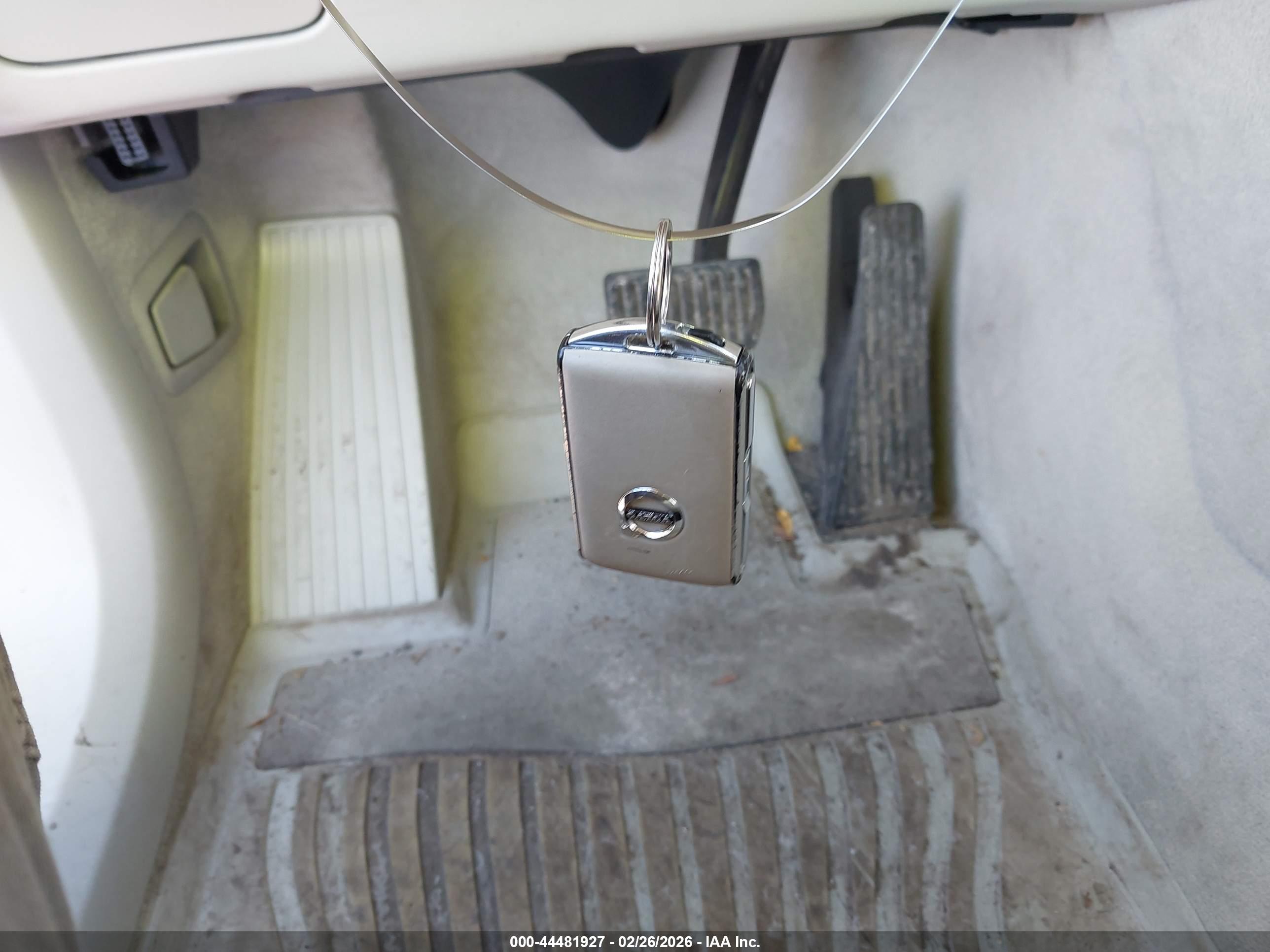 VOLVO XC90 image 11