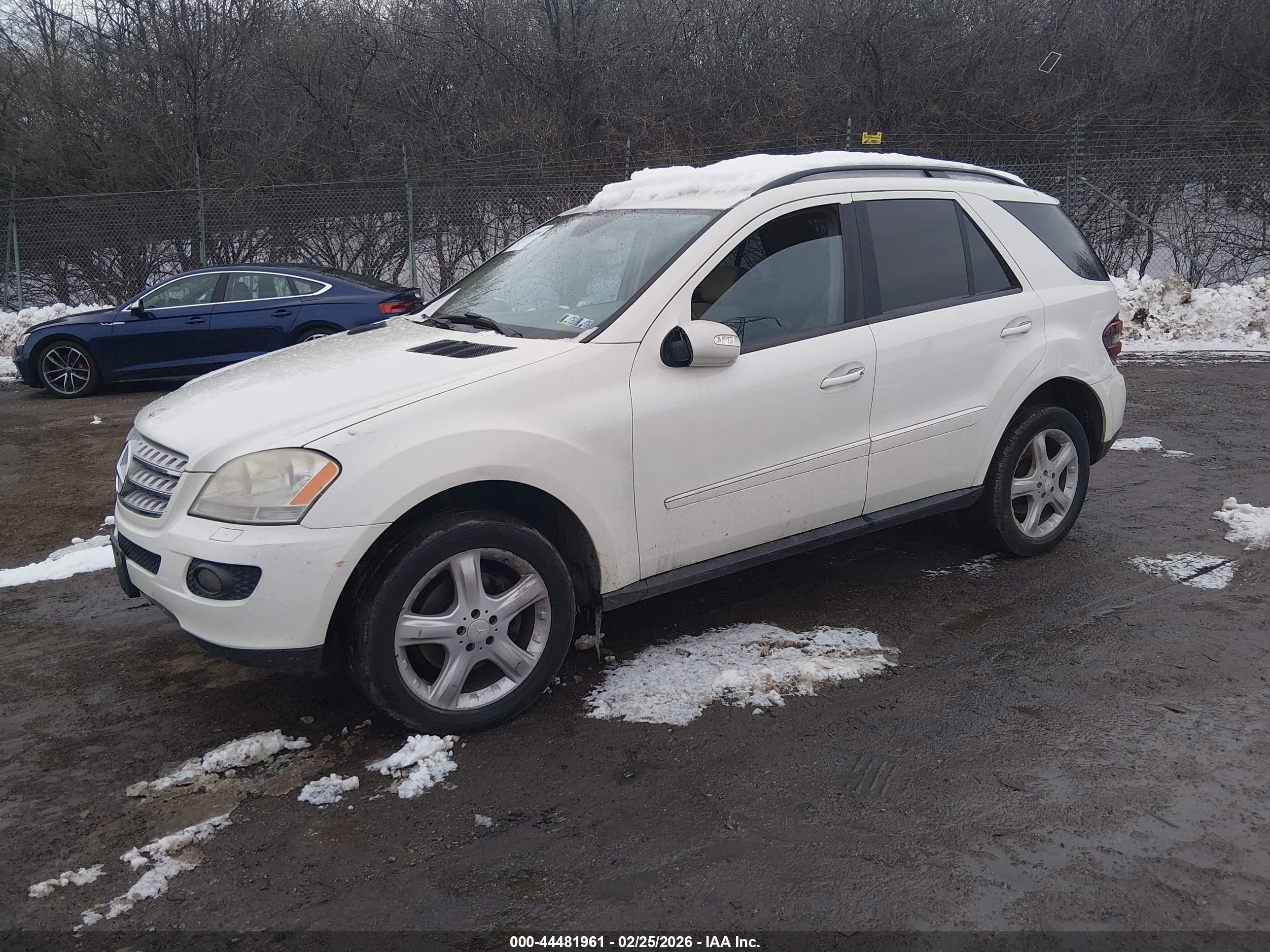 MERCEDES-BENZ ML image 2