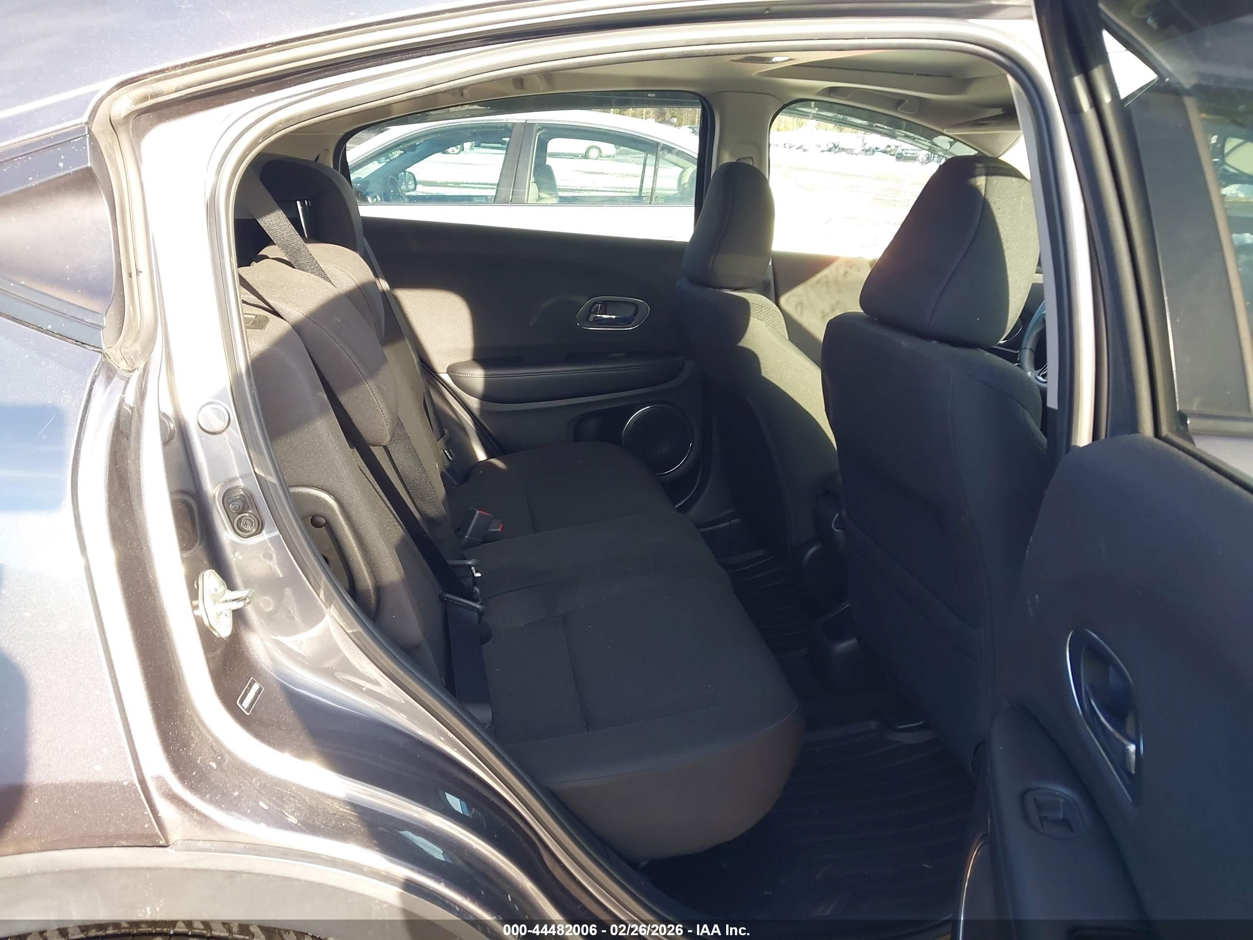 HONDA HR-V image 8