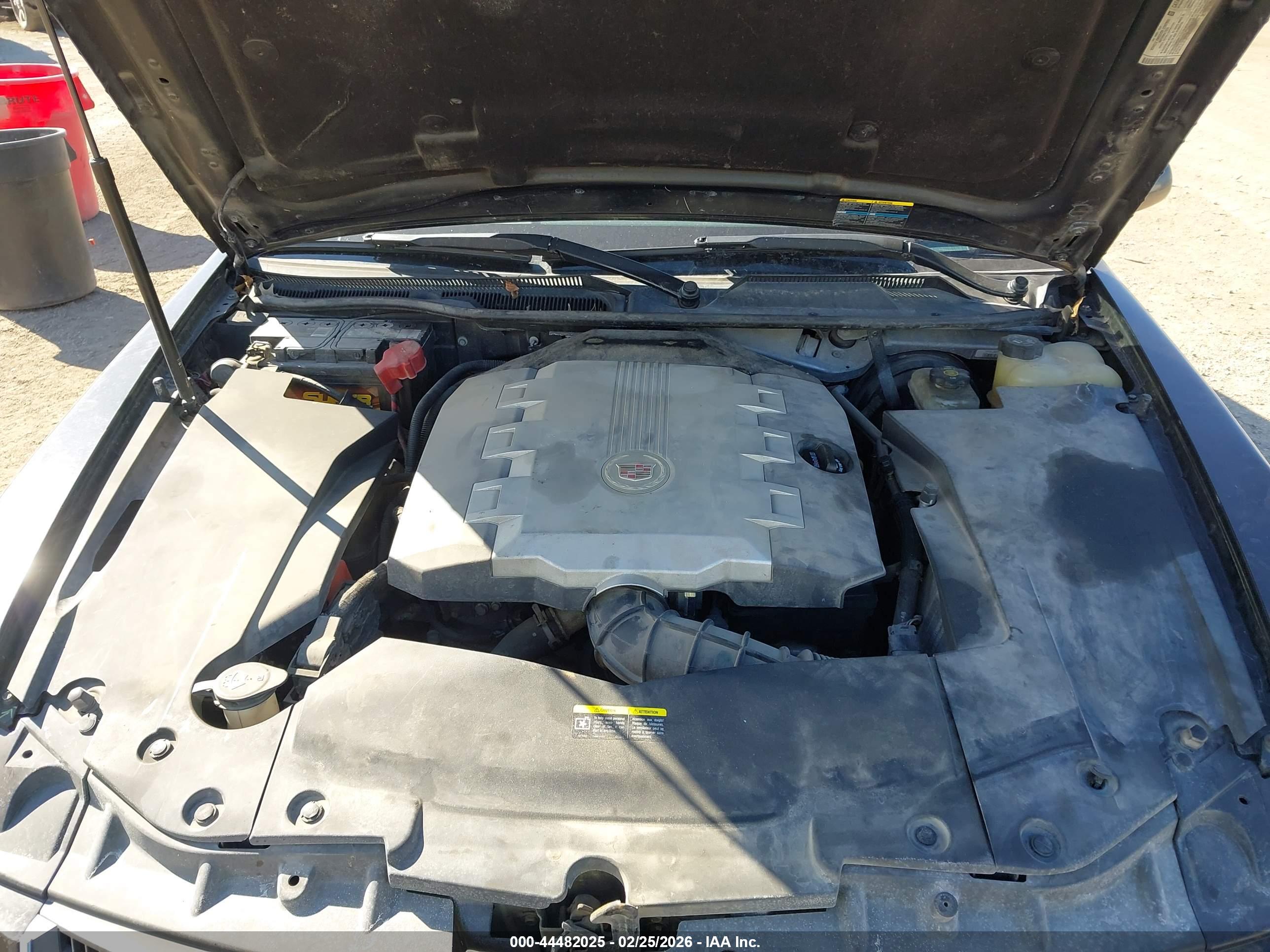 CADILLAC STS image 10