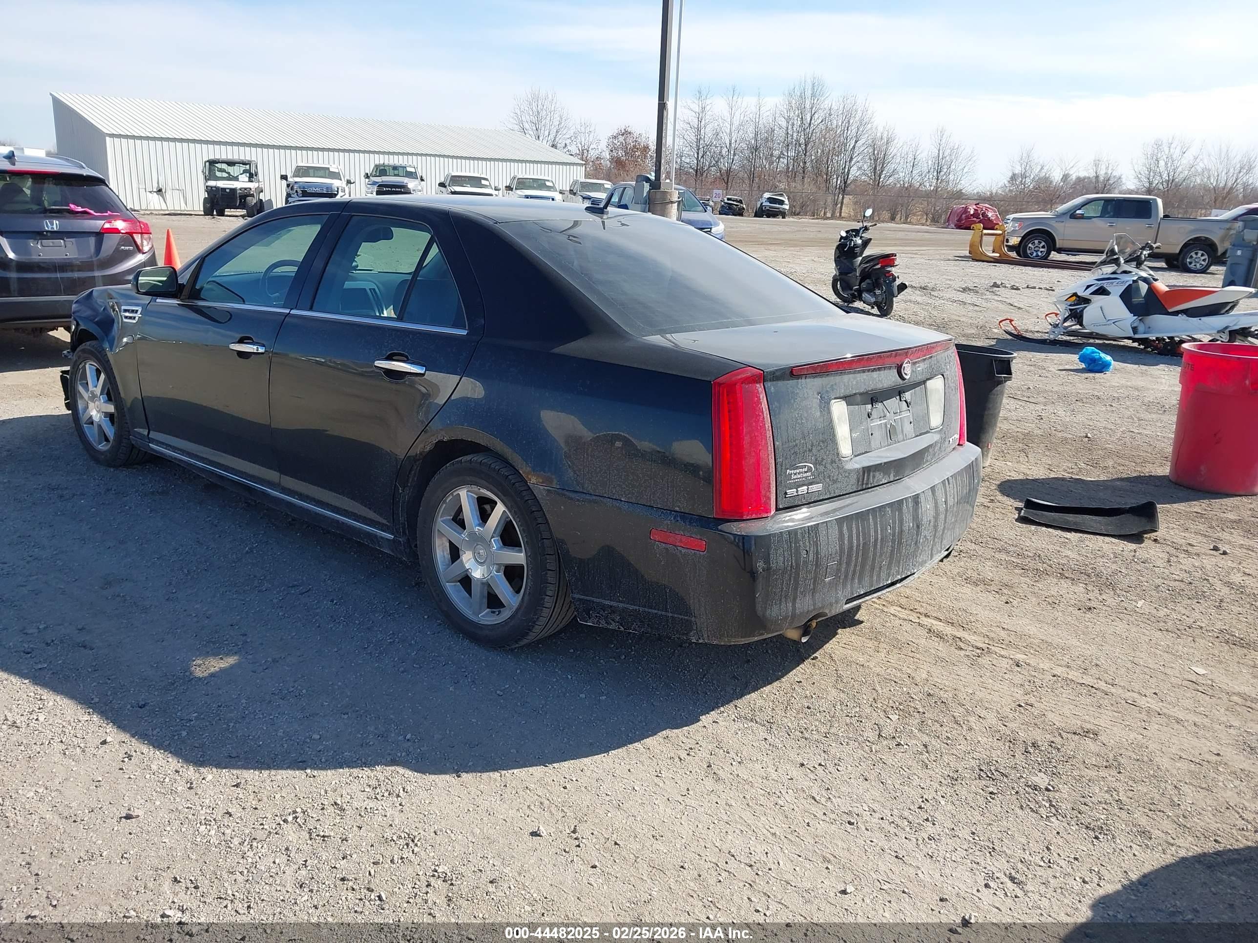 CADILLAC STS image 3