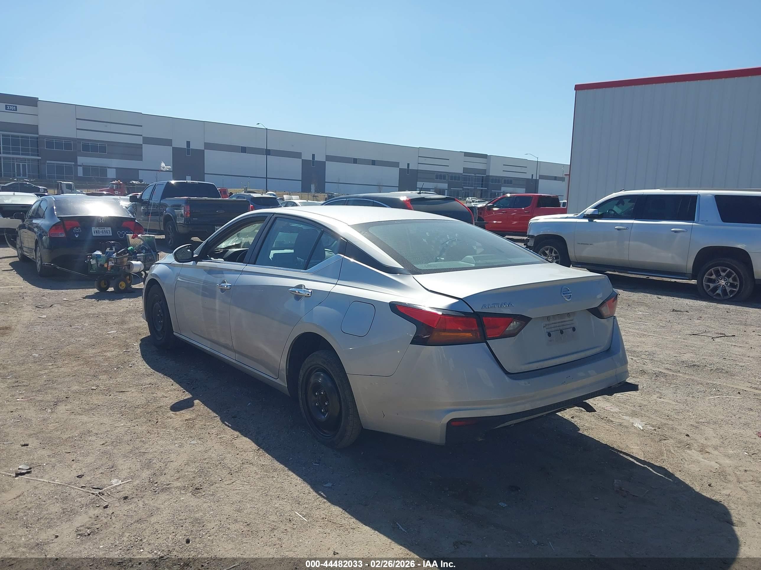 NISSAN ALTIMA image 3