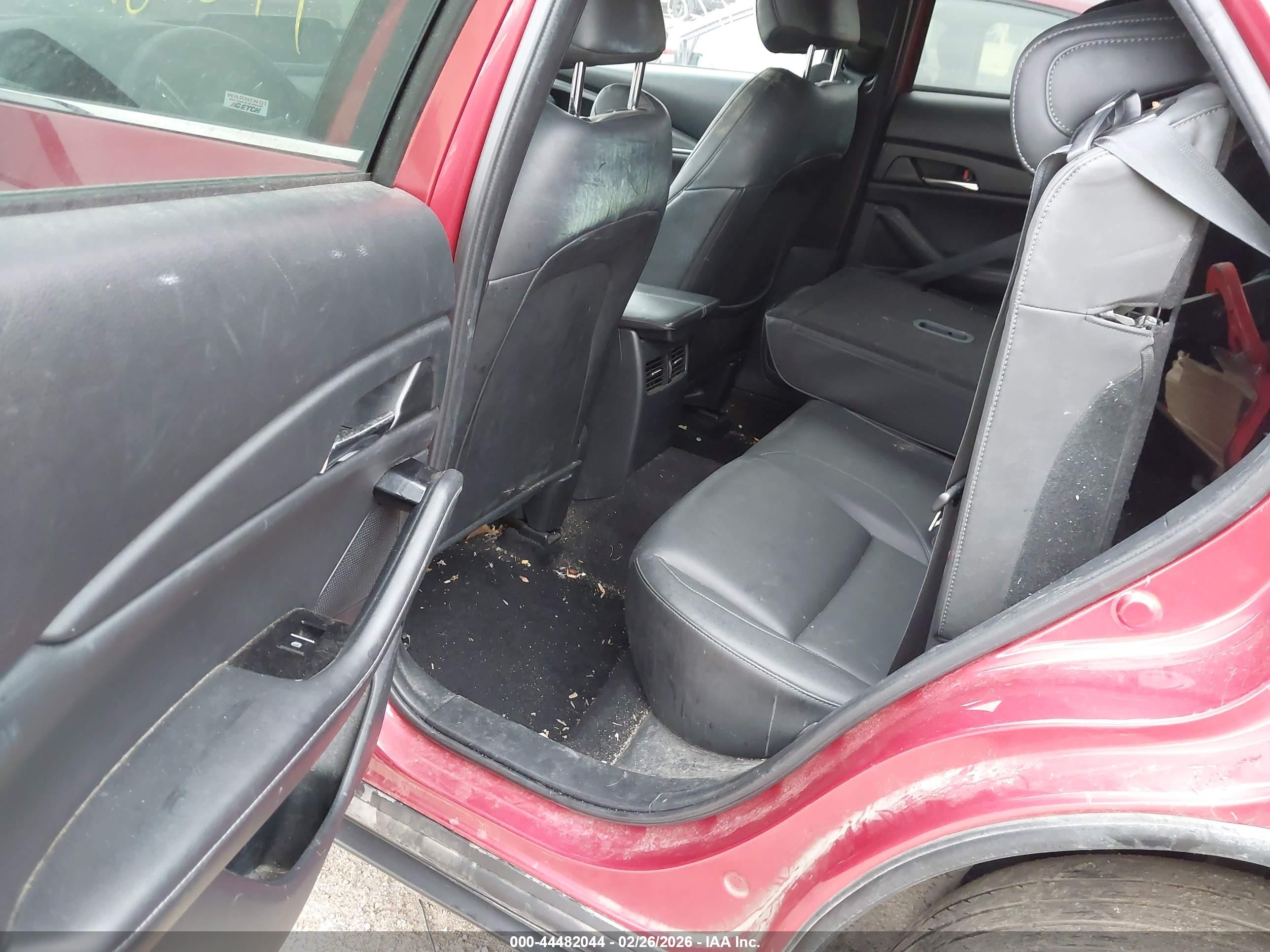 MAZDA CX-30 image 8