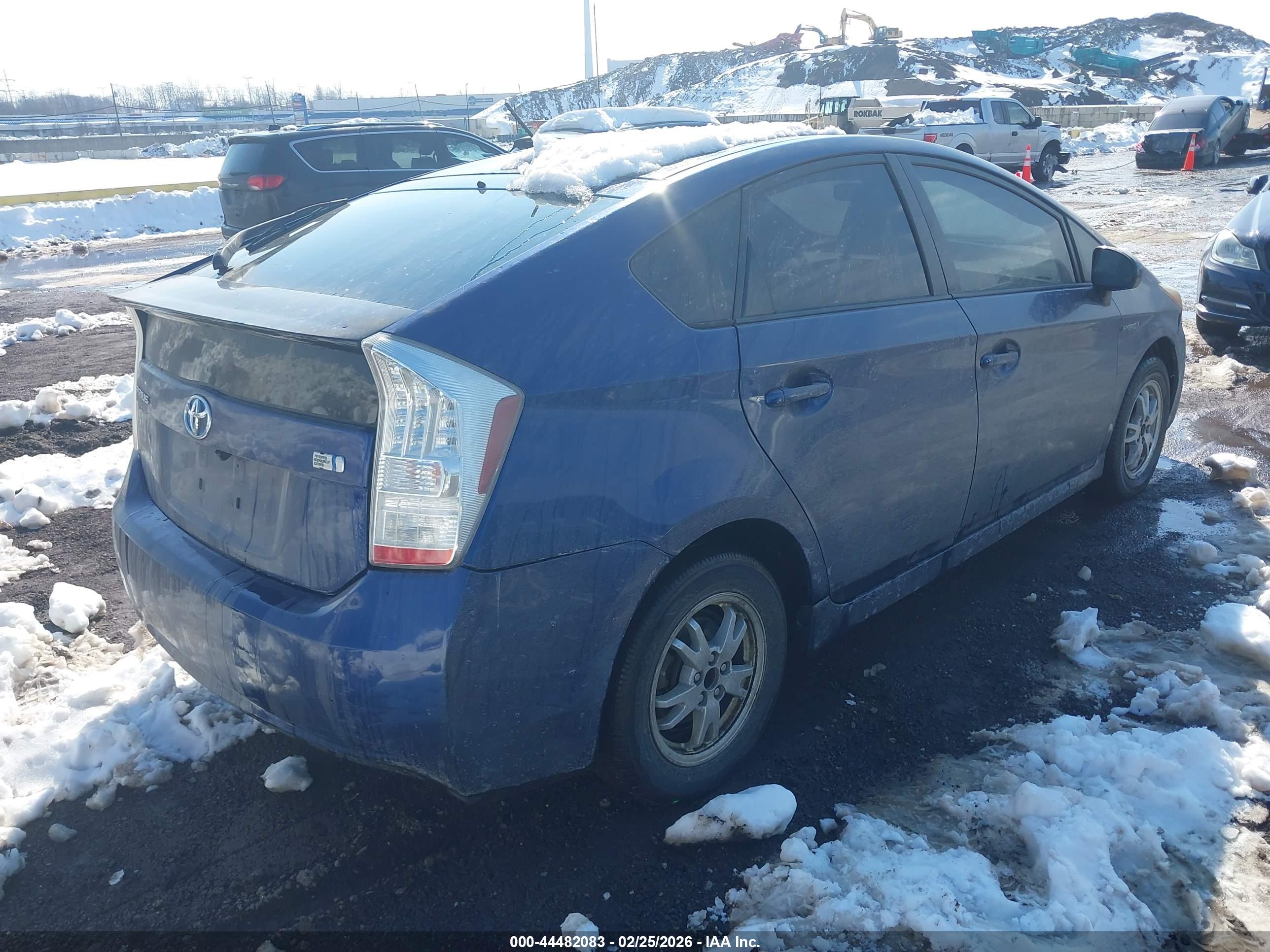 TOYOTA PRIUS image 4