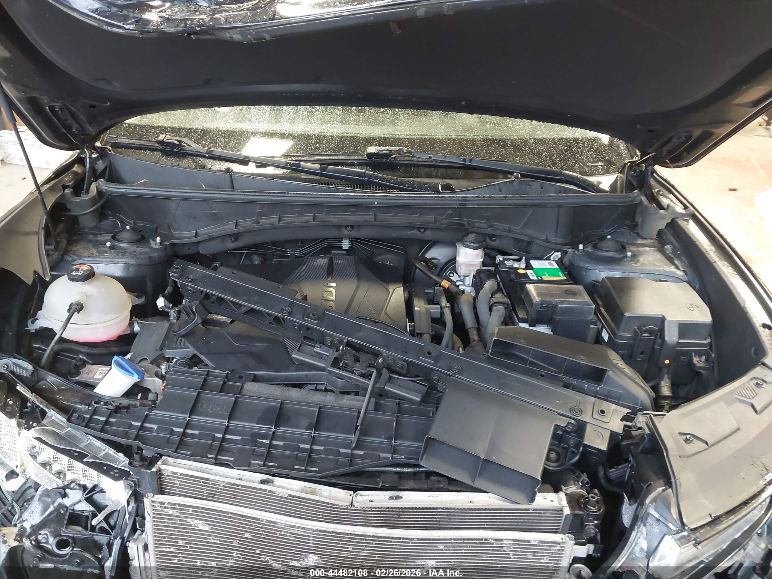 HYUNDAI TUCSON image 10