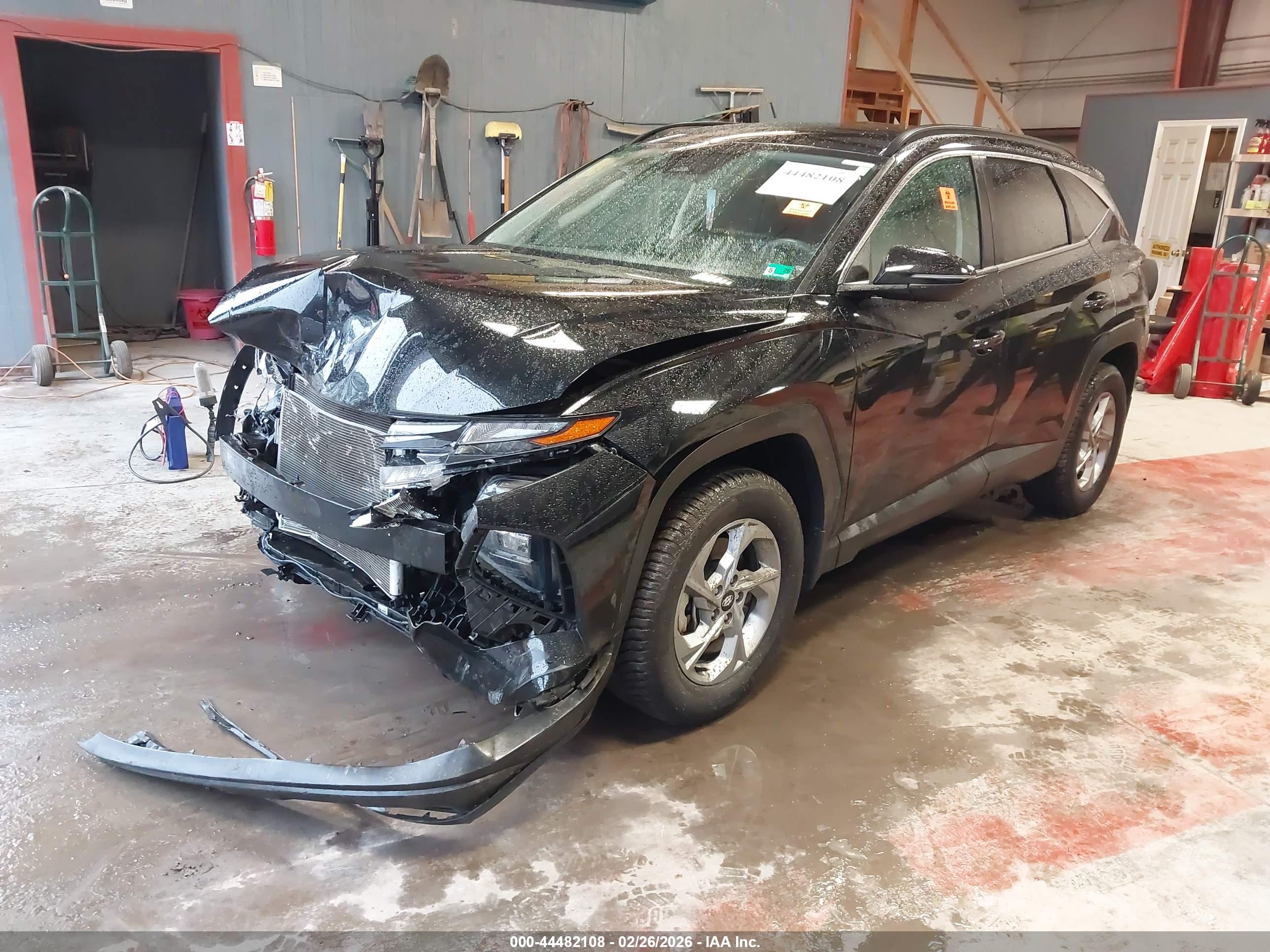 HYUNDAI TUCSON image 2